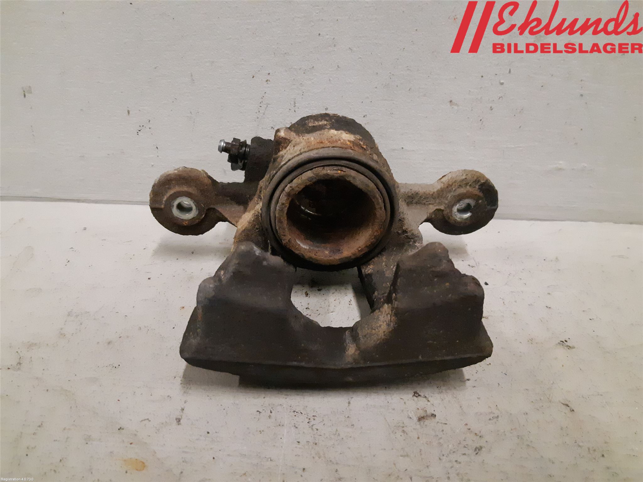 BMW 1 E87/81 5D/3D 03-11 Bromsok Fram Höger