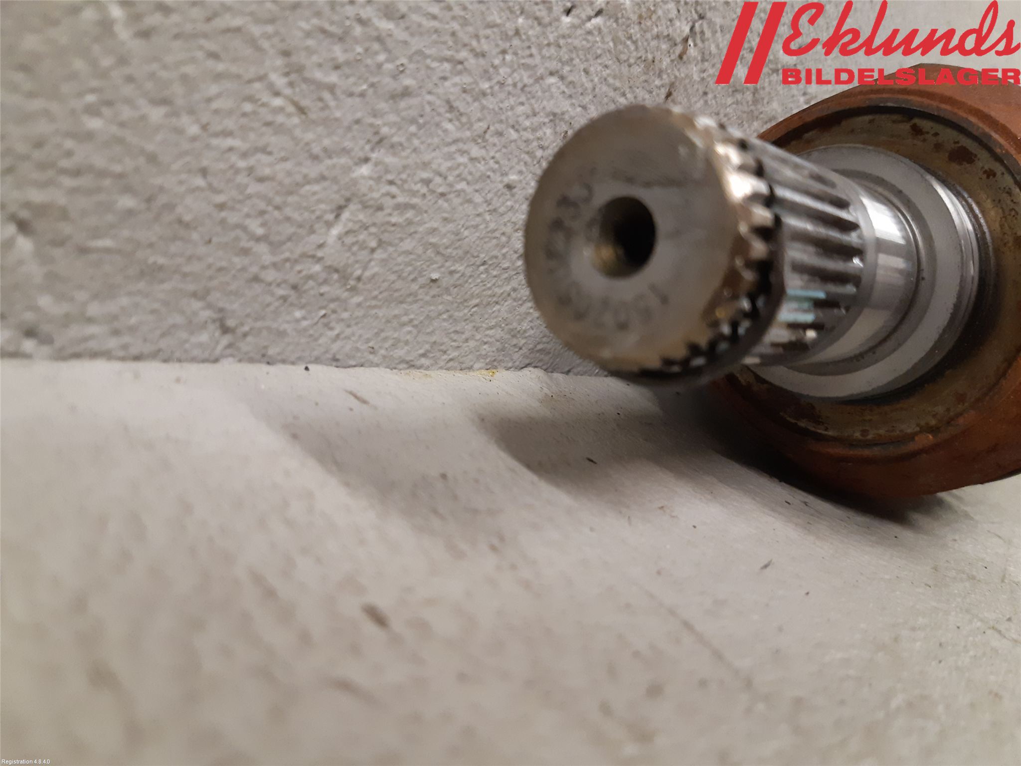 Kia CEED 12-18 Drivaxel Fram Vänster