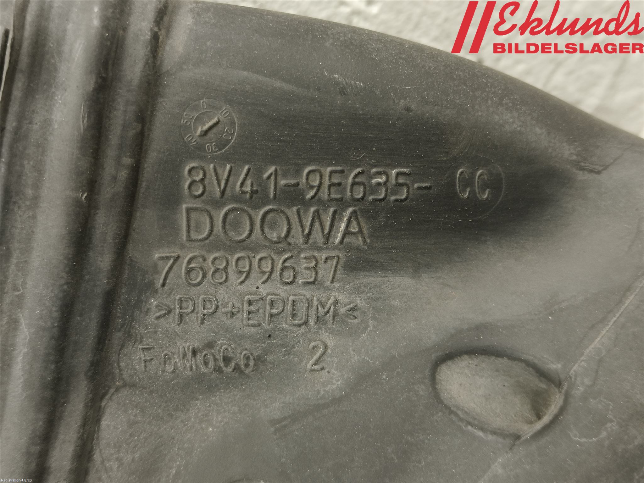 Ford KUGA 08-12 Förg-Bälg-Rör Mot Luftr