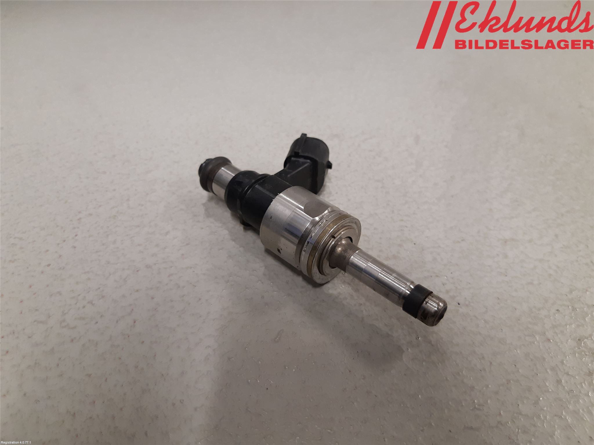 Toyota RAV4 19- Injspridare