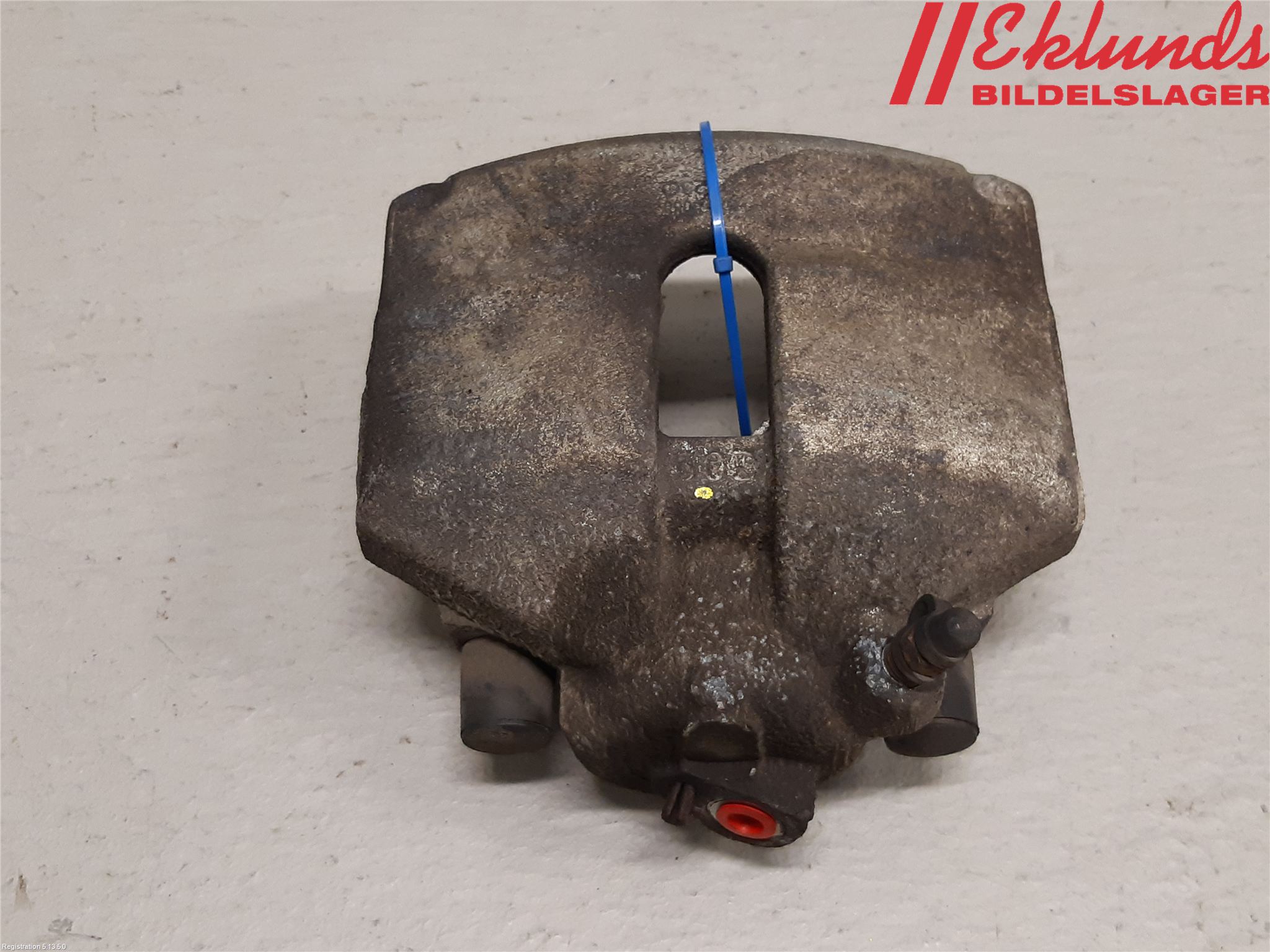 Volkswagen VW PASSAT 11-14 Bromsok Fram Höger