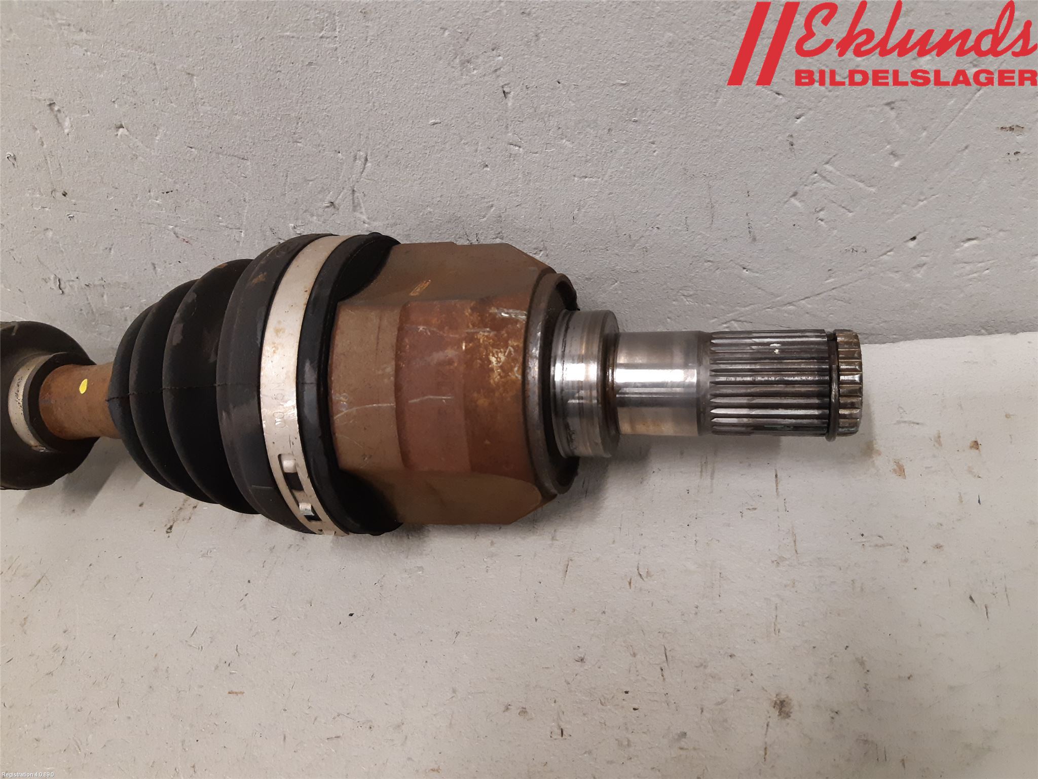 Hyundai i30 GD 13-17 Drivaxel Fram Vänster