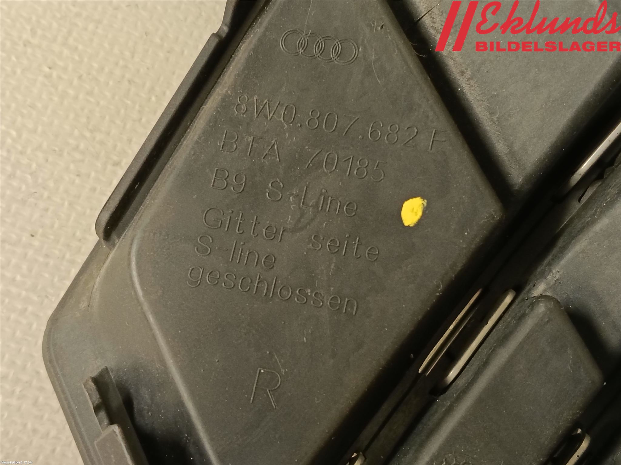 Audi A4/S4 B9 16-19 Dimljussarg Fram