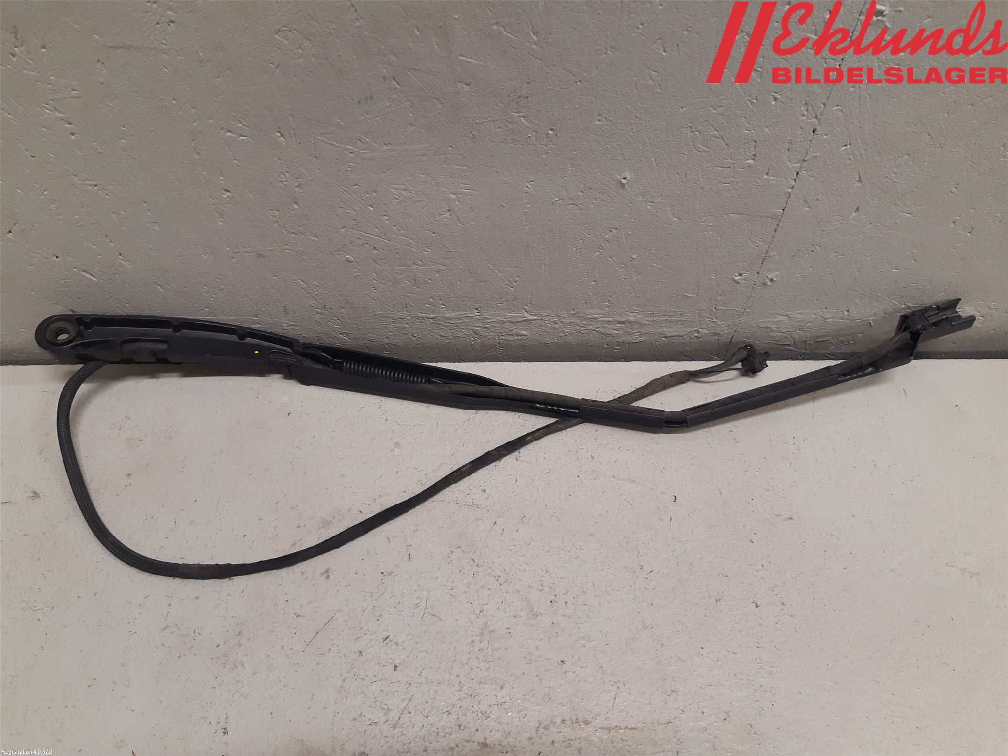 Volvo XC60 18- Torkararm Armar Vindruta