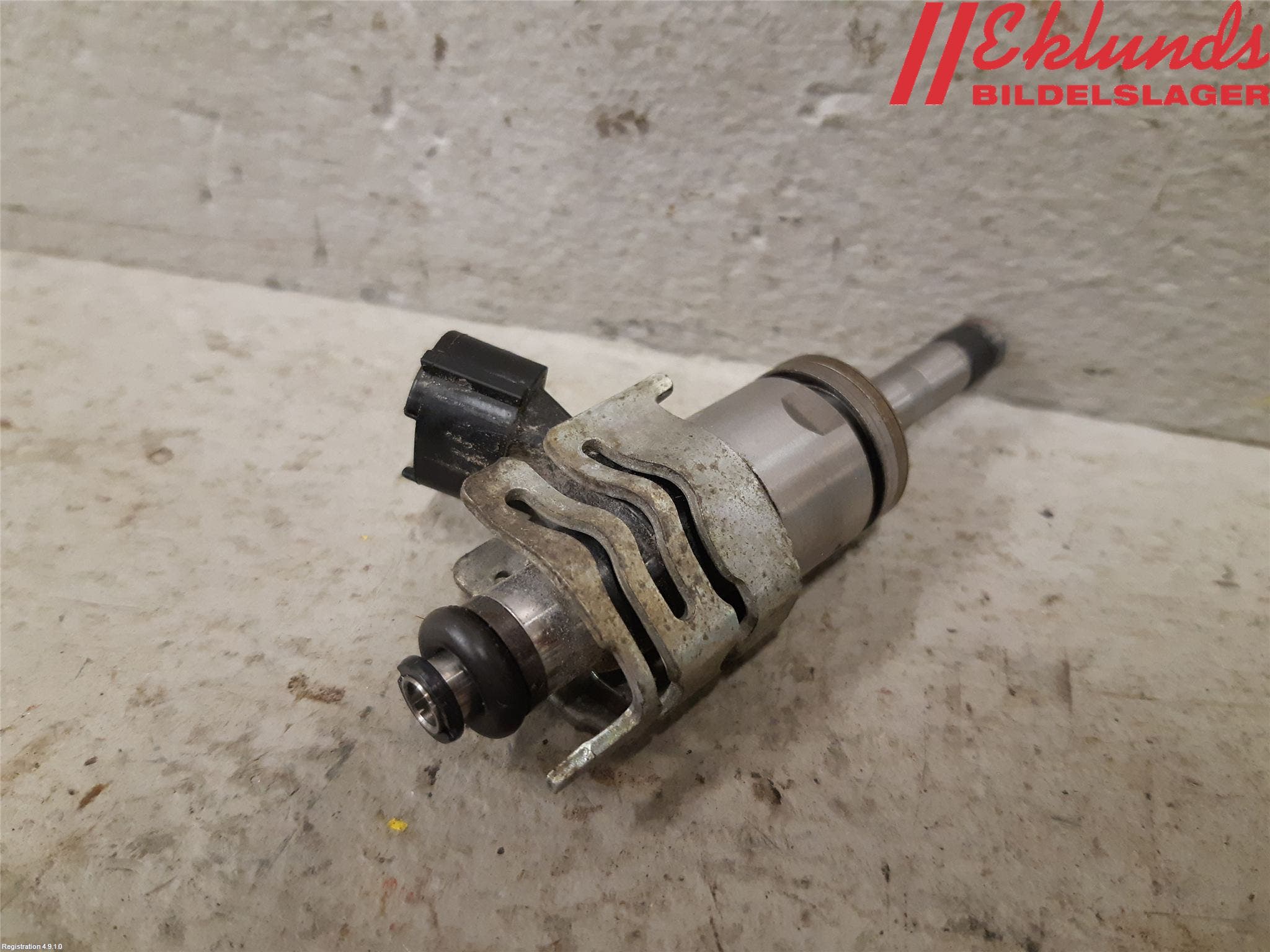 Toyota RAV4 19- Injspridare