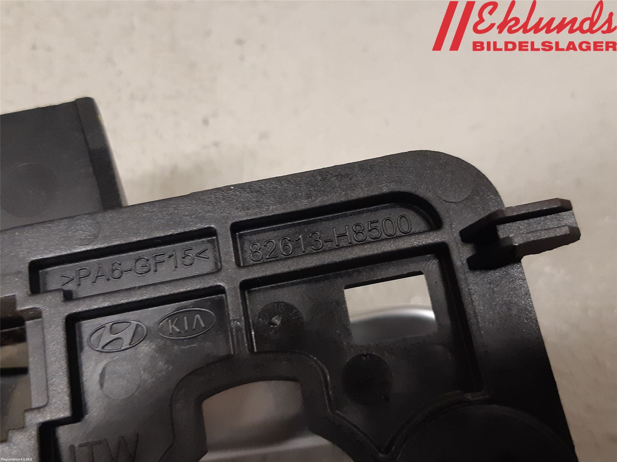 Kia STONIC 18->> Dörrhandtag Inre Vä