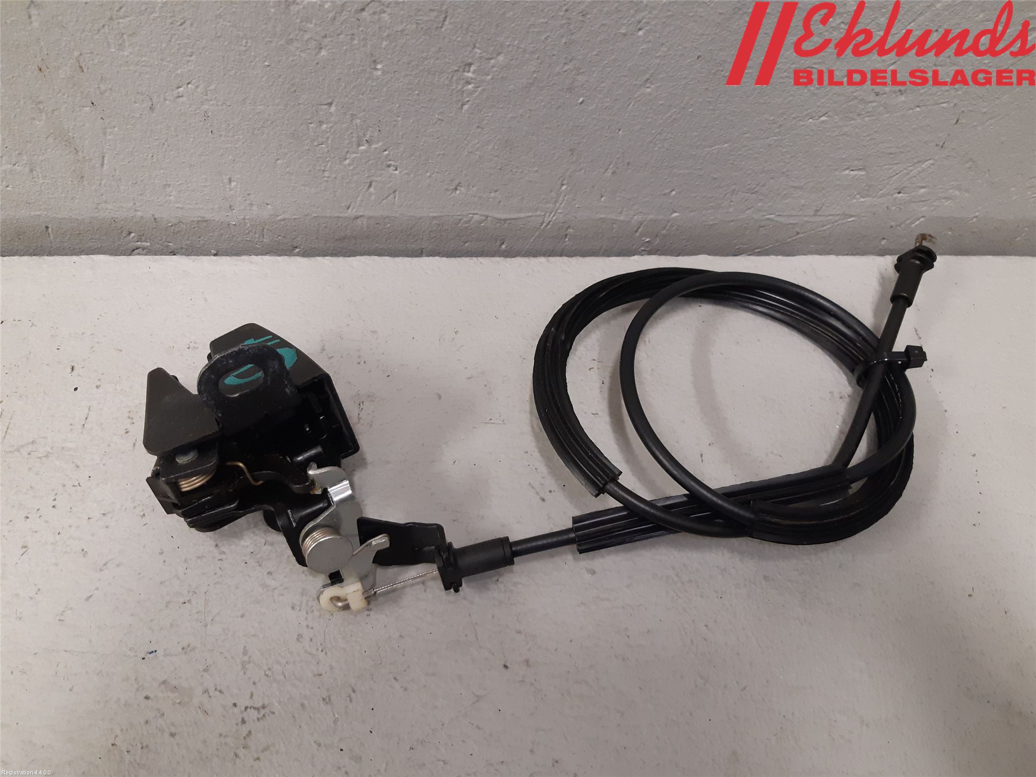 Volkswagen VW CADDY      04-10 Låskista-Dörrlås