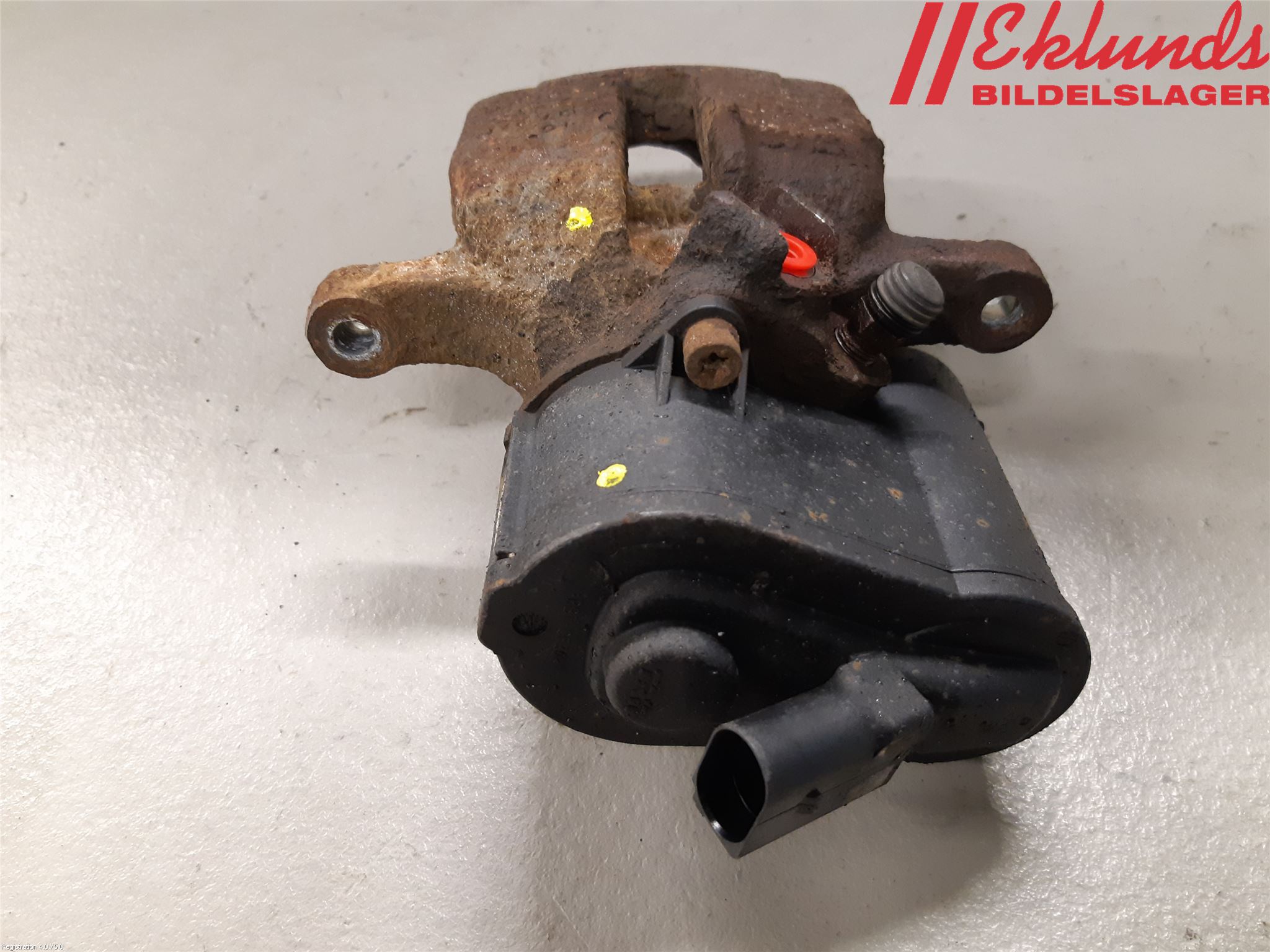 Volkswagen VW PASSAT 11-14 Bromsok Bak Höger