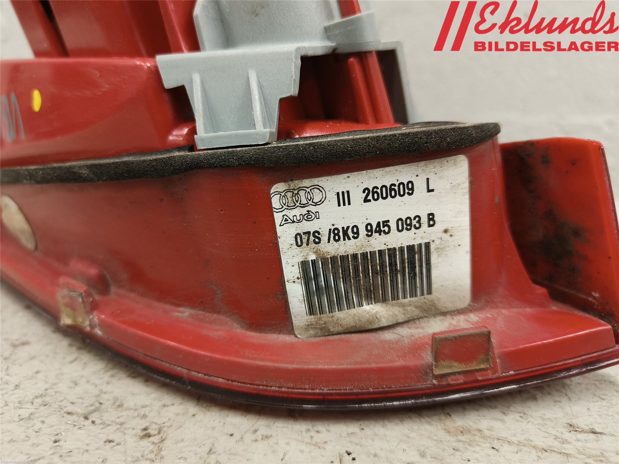 Audi A4/S4 08-11 Bakljus Lucka Vä