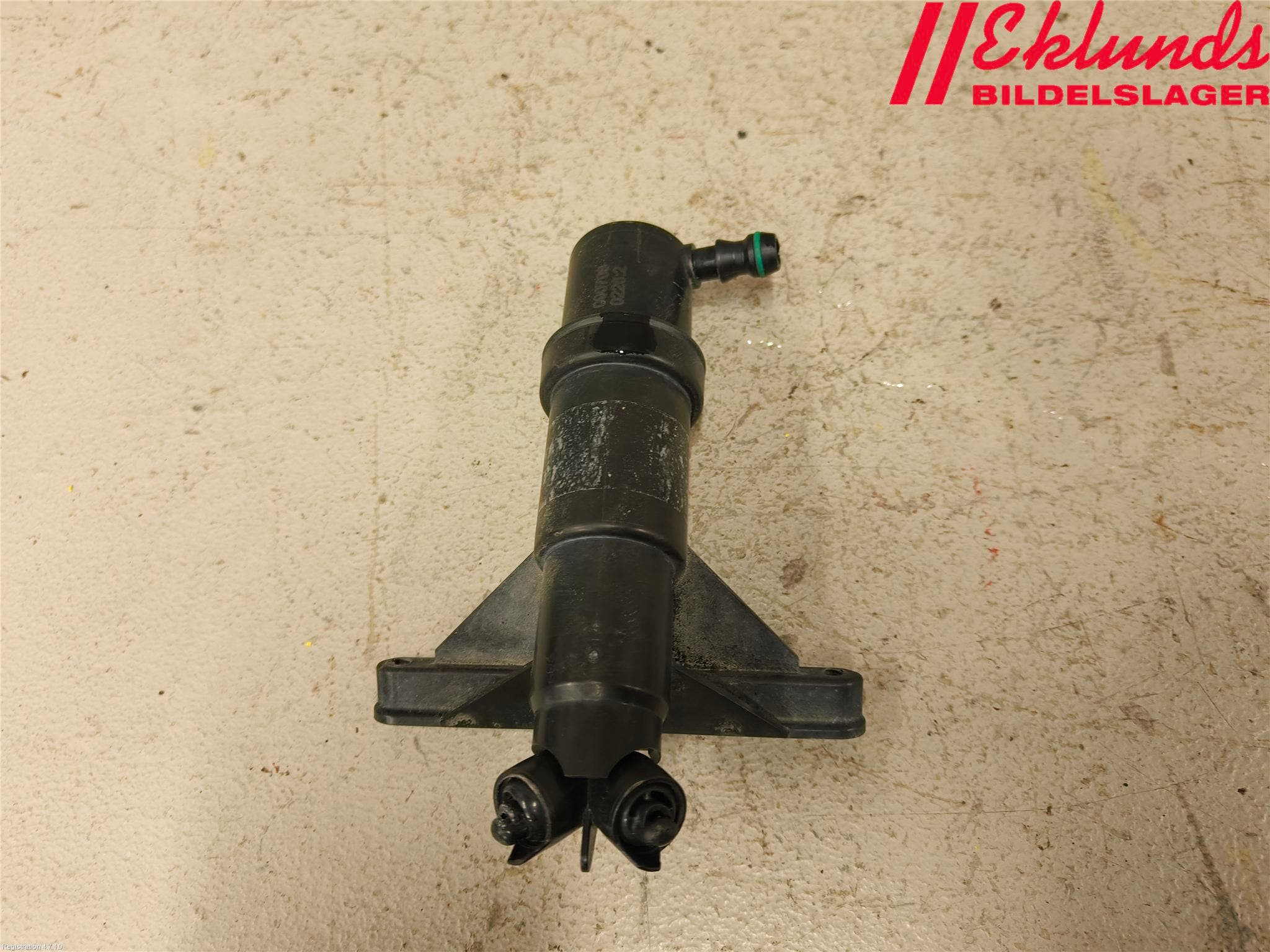 BMW 5 E60/61 Sed/Tou 02-10 Spolarmunstycke Strålkastare