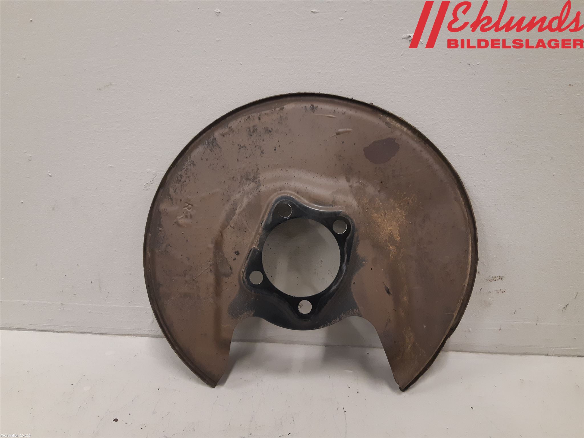 Toyota RAV4 19- Bromssköld Bak