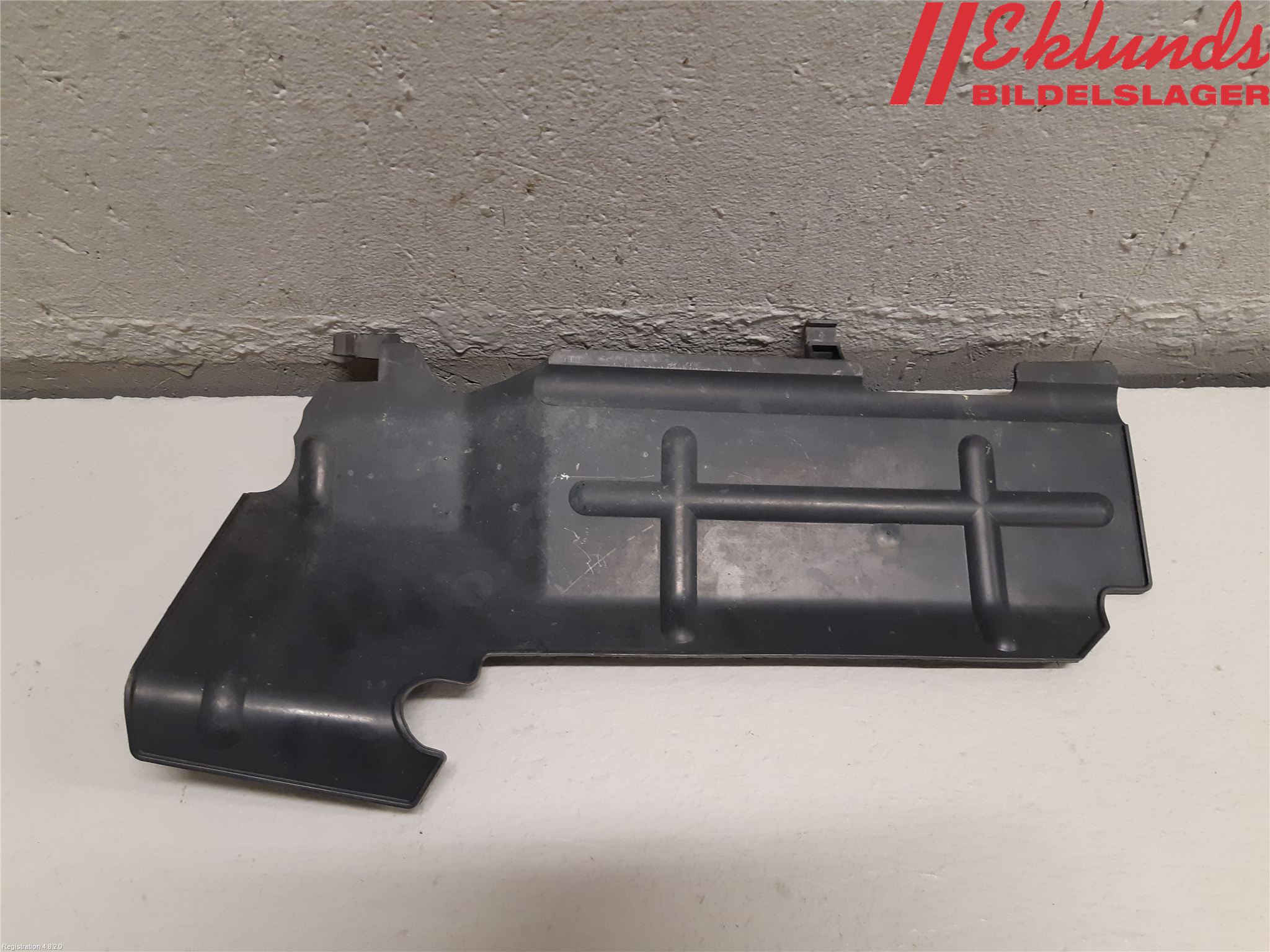 Opel VIVARO 01-14 Deflektor Plåt-Plast Kylning