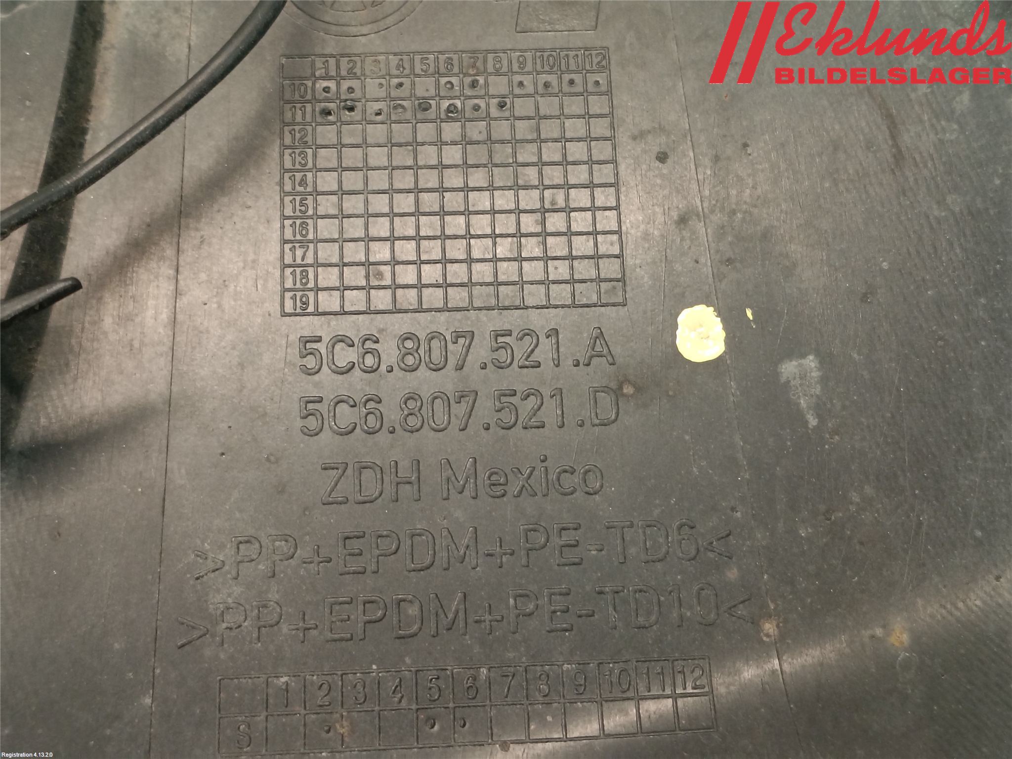 Volkswagen VW JETTA VI 11- Spoiler Bak