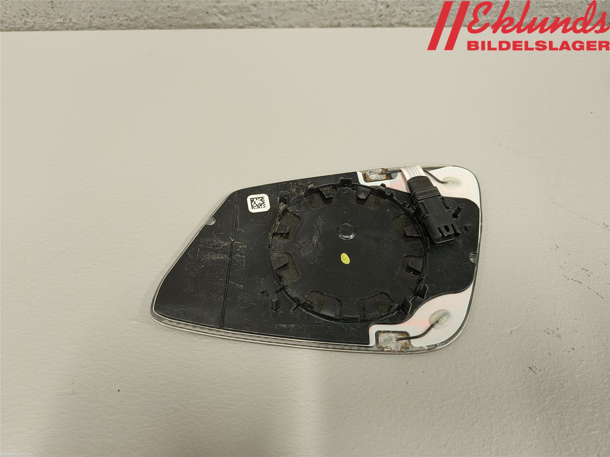 BMW 5 F10/F11/F18 09-17 Spegelglas Hö