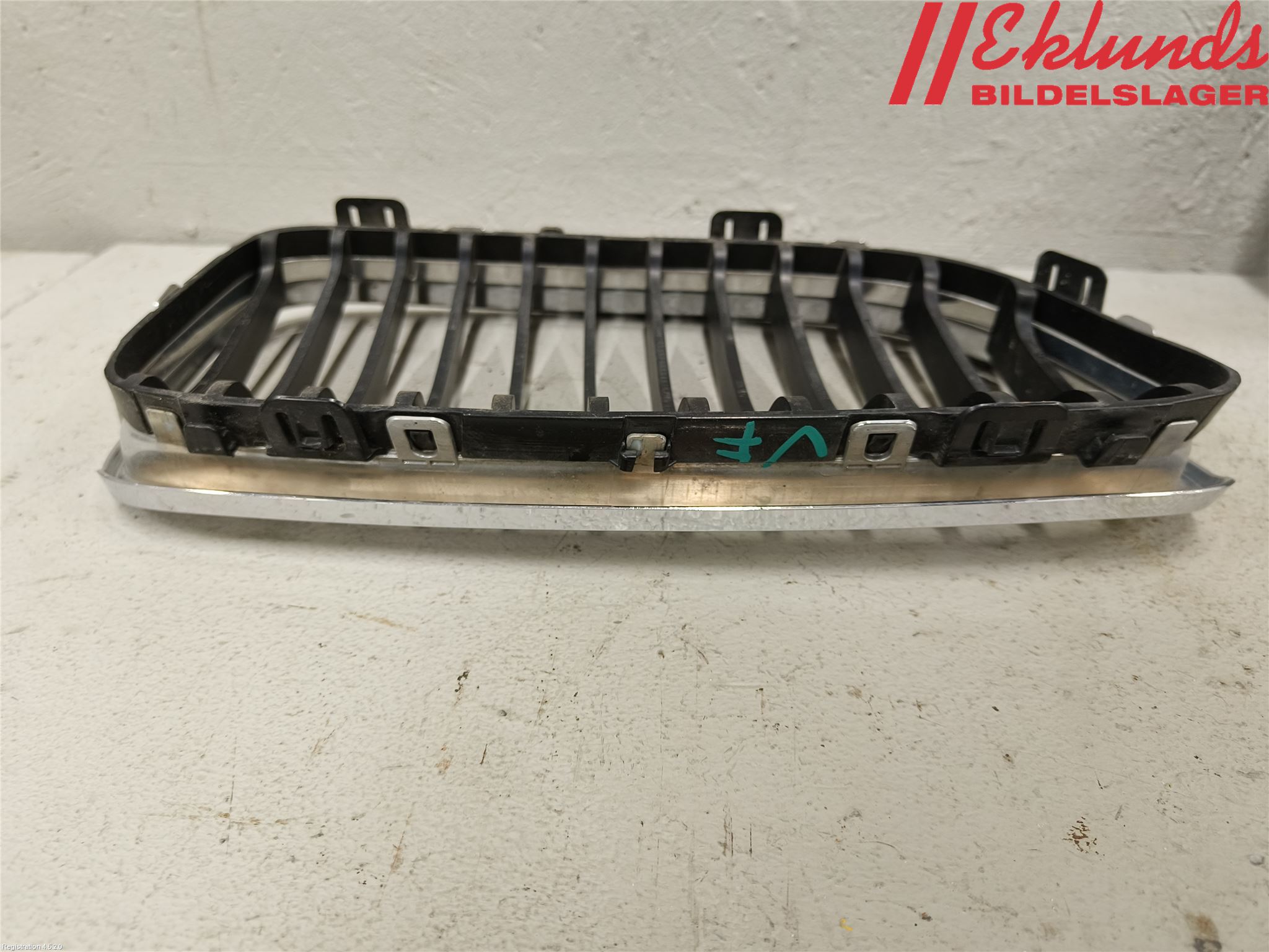 BMW 3 E90/91 SED/TOU 05-12 Grill-Galler
