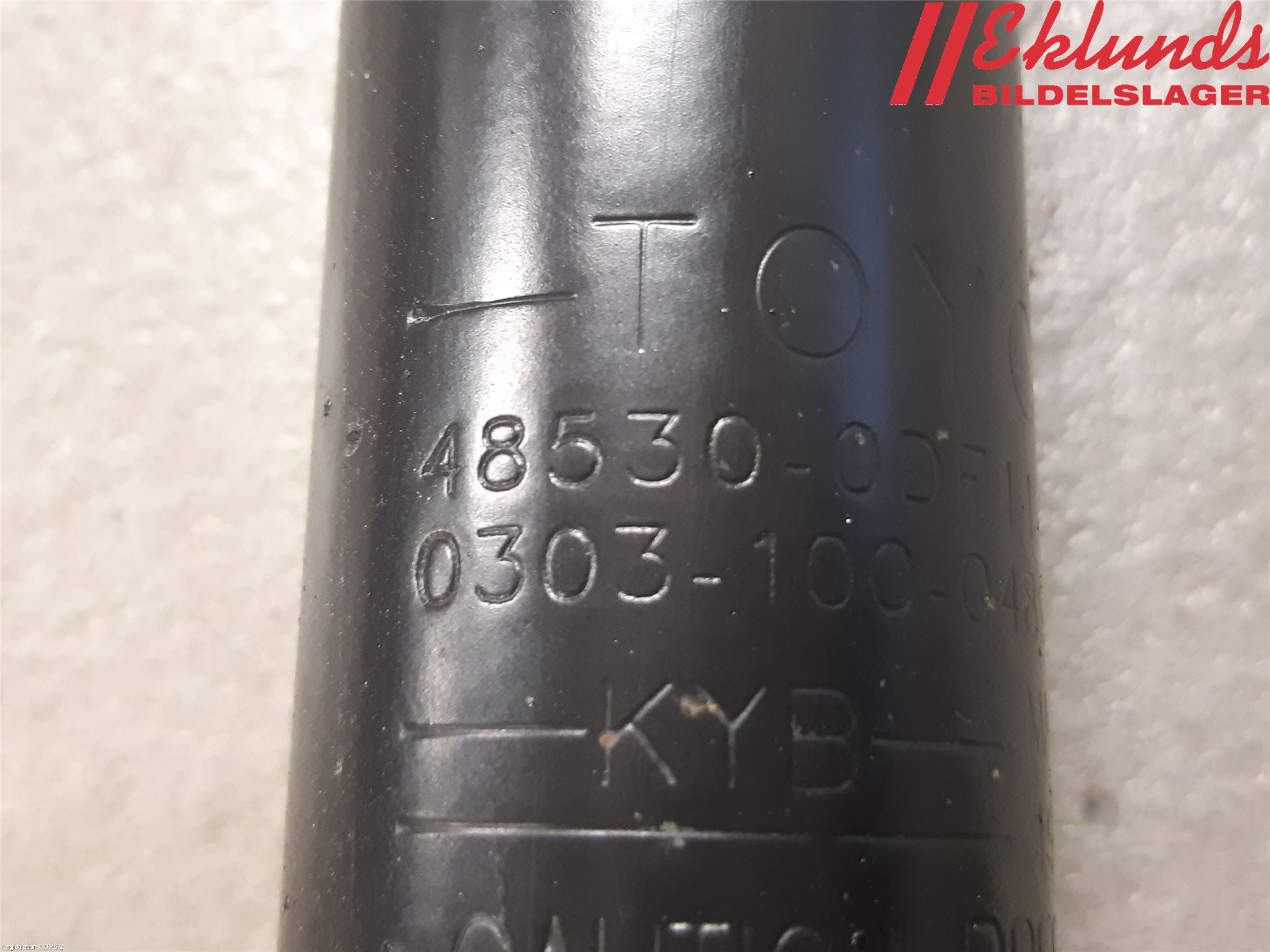Toyota YARIS XP130 15-20 Stötdämpare Bak