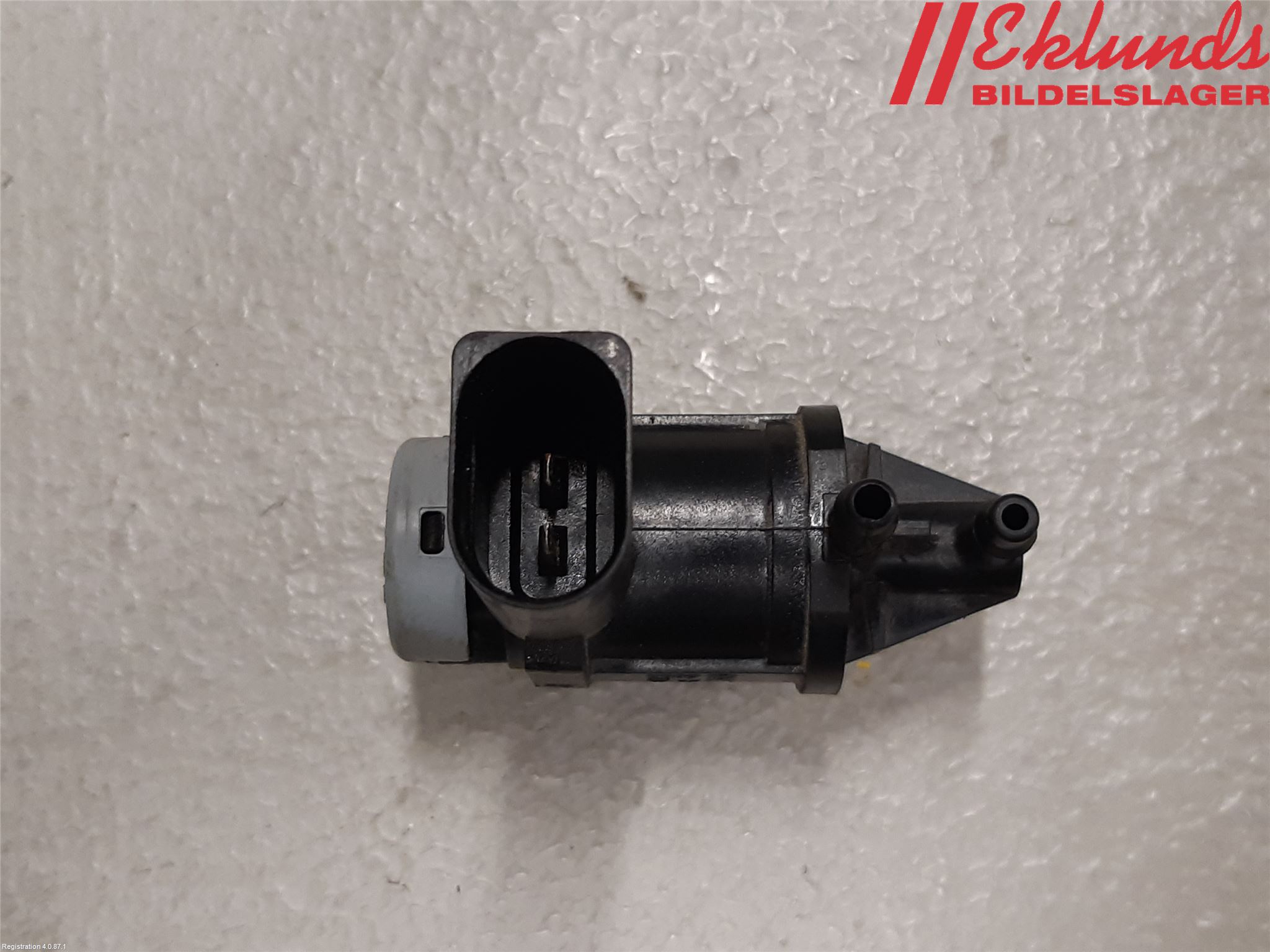 Volkswagen VW PASSAT 11-14 Vakuumventil