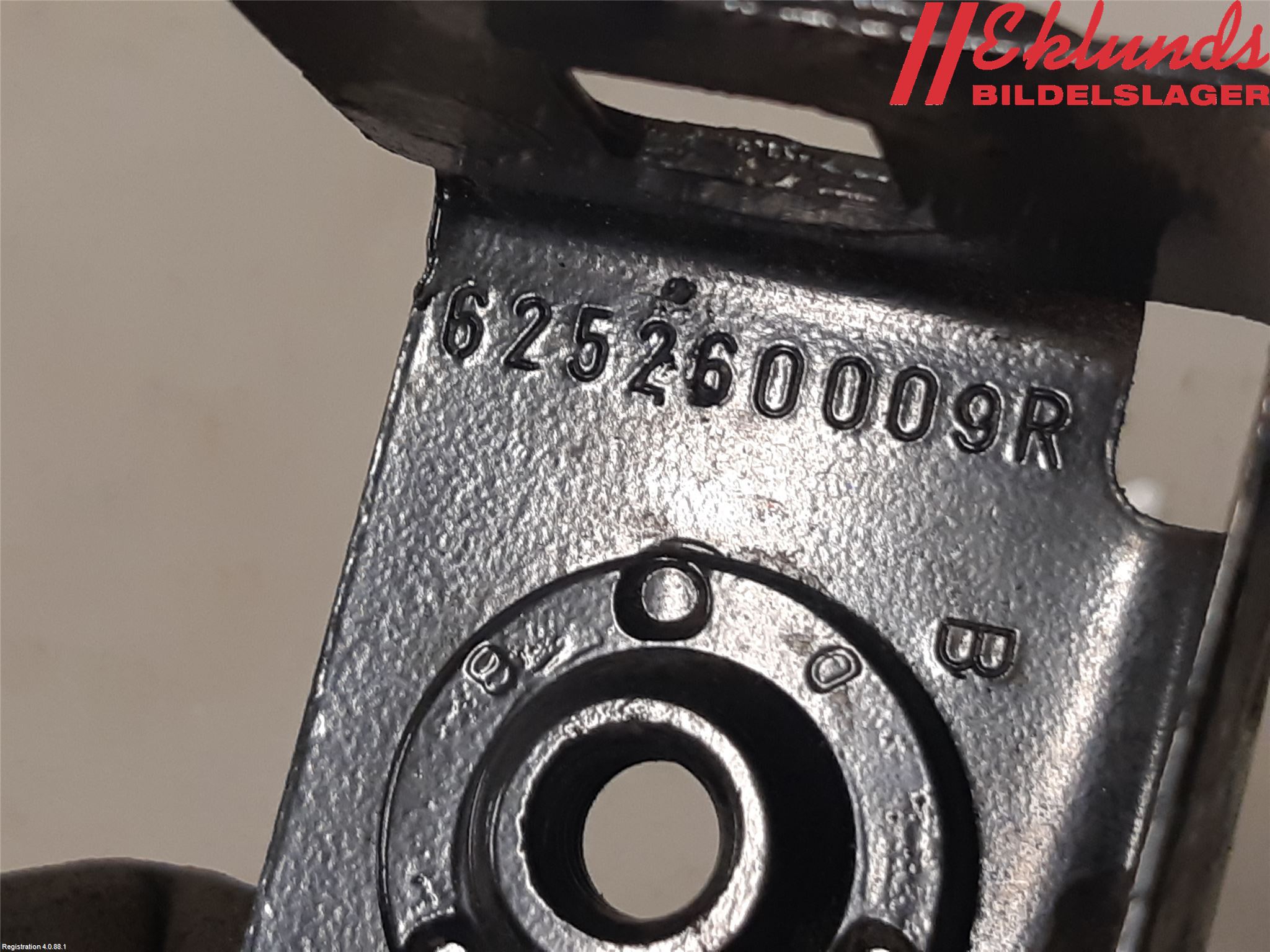 Renault MASTER III 15-20 Front Övrigt