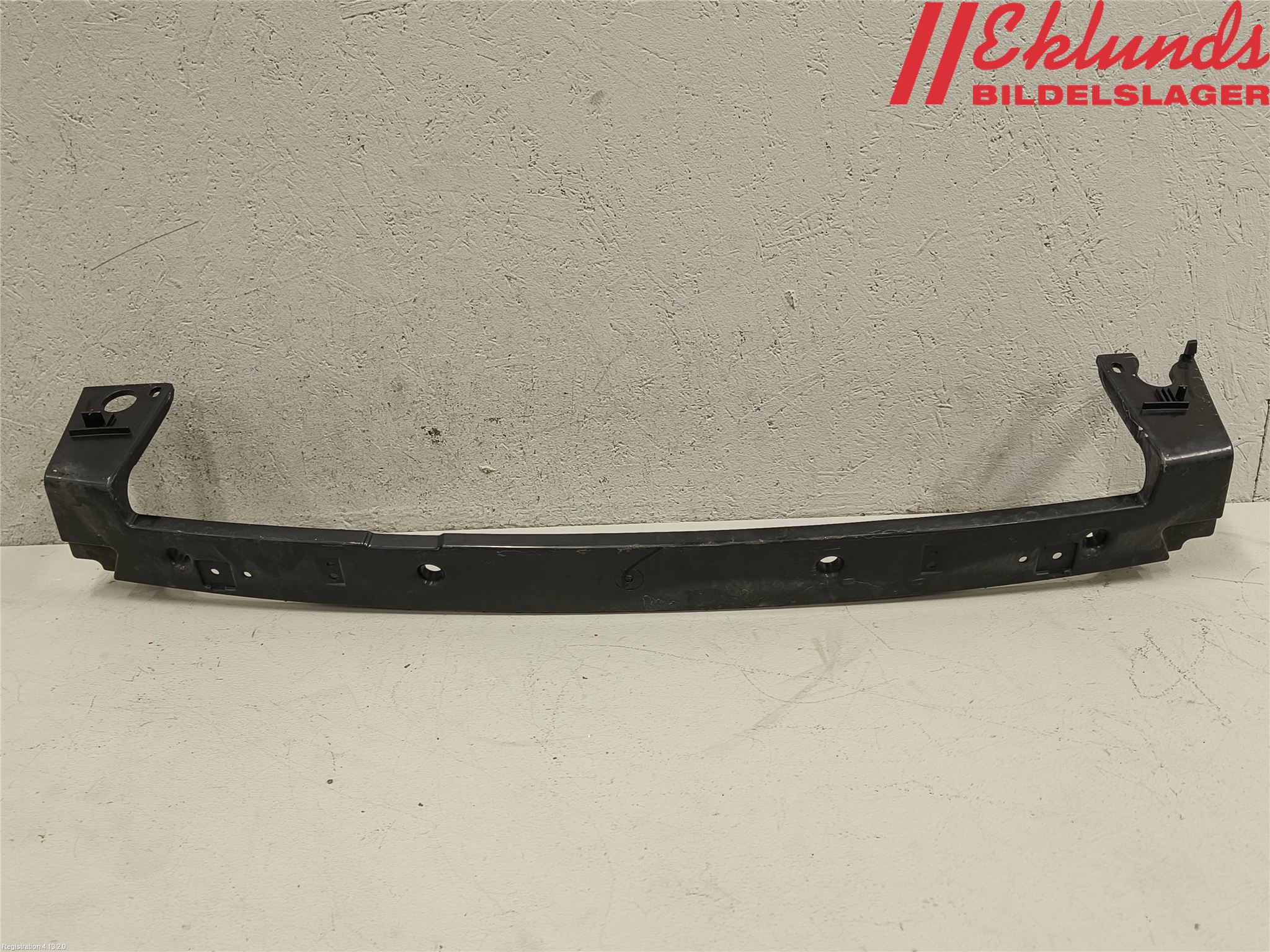 Ford KUGA 13-16 Stötfångardel Fram Mitt