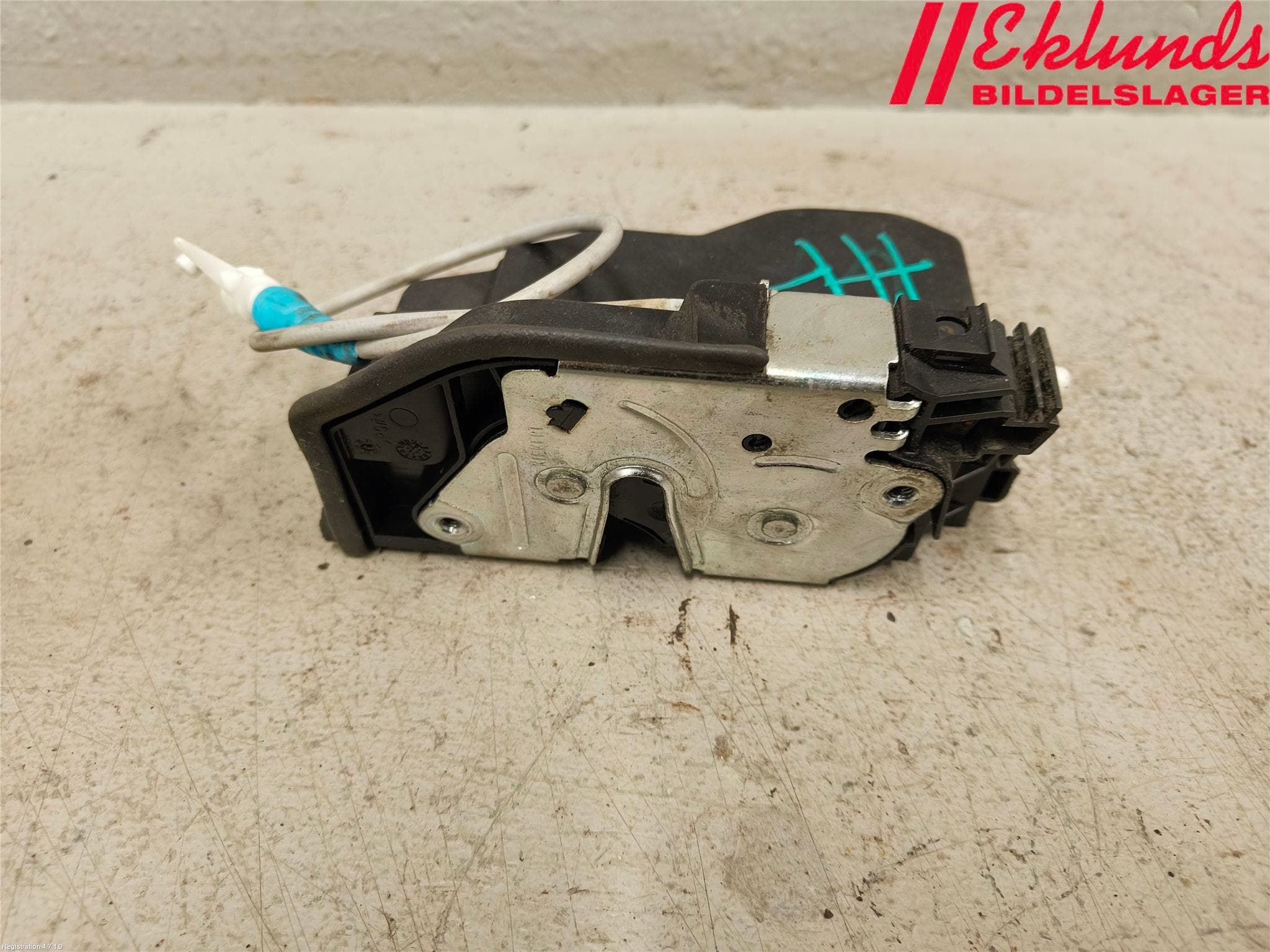 BMW 3 F30/F31/F80 12-19 Låskista-Dörrlås