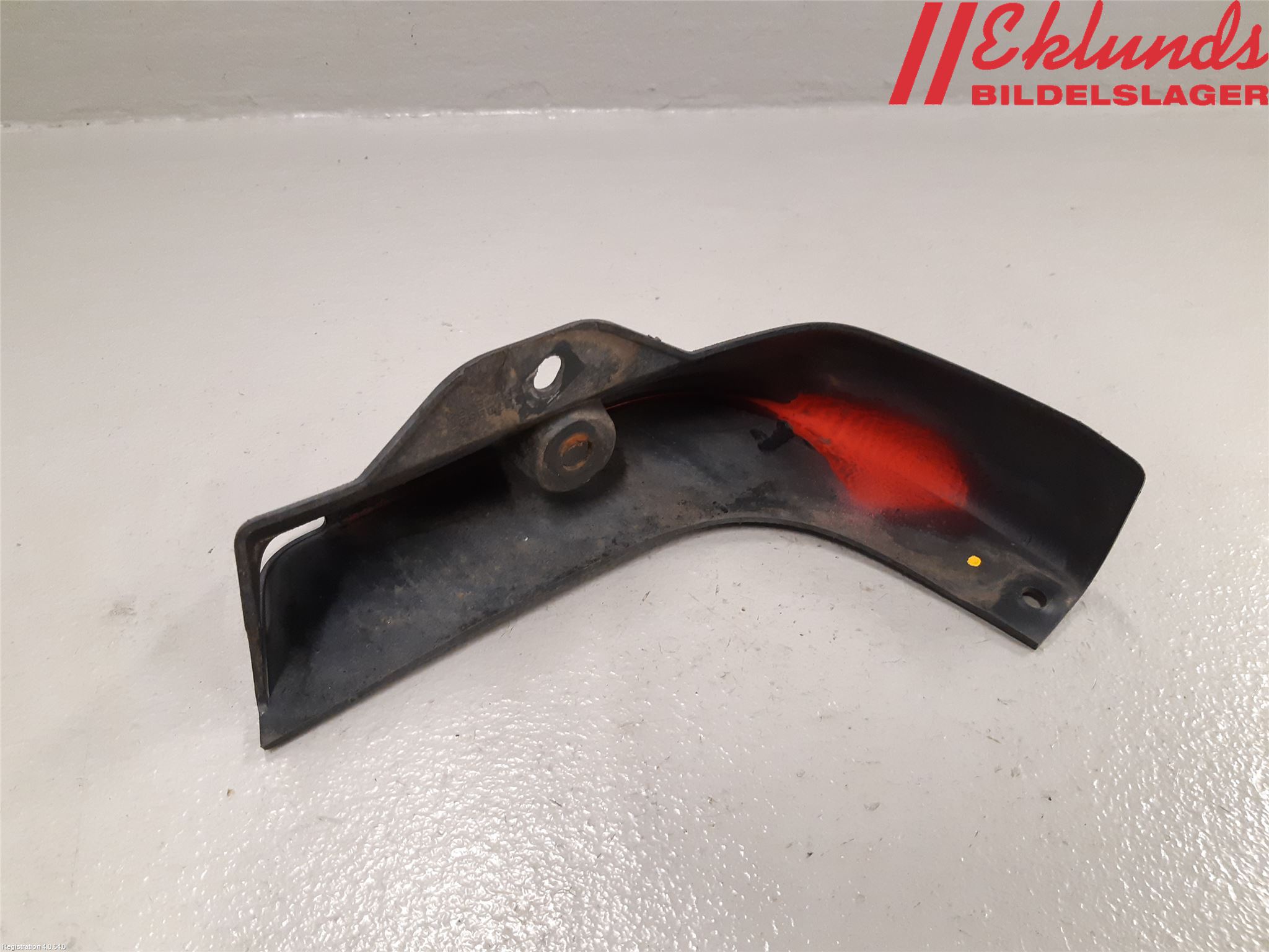 Mitsubishi OUTLANDER 13-21 Stänkskydd