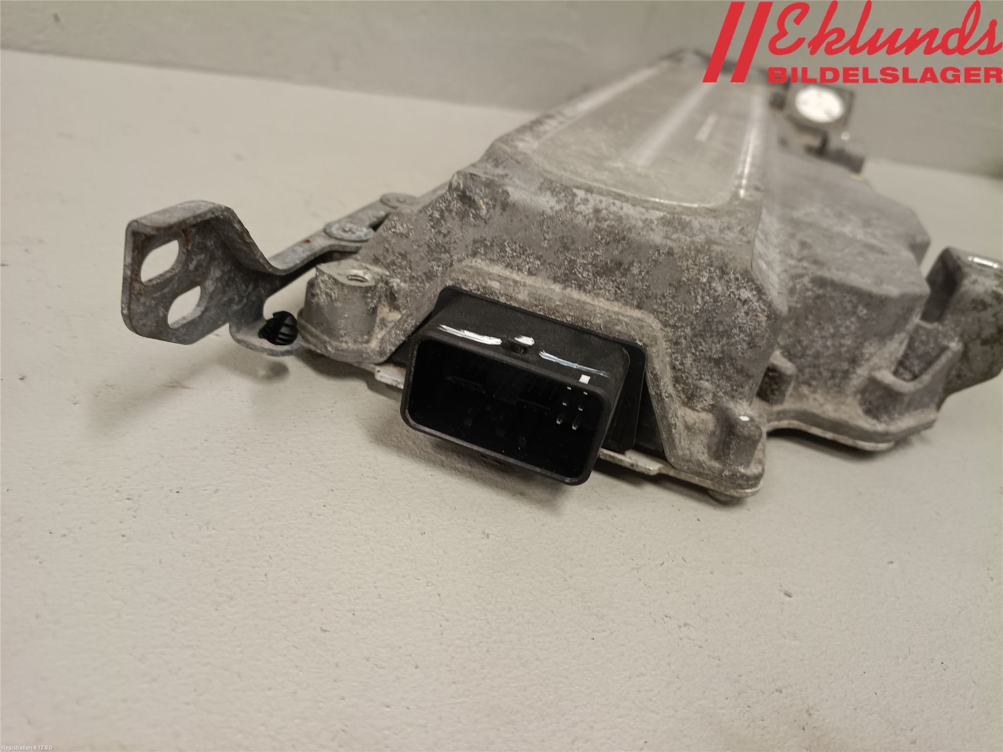 BMW 3 G20/G21/G80/G81 19- Batteriladdare Högspänning