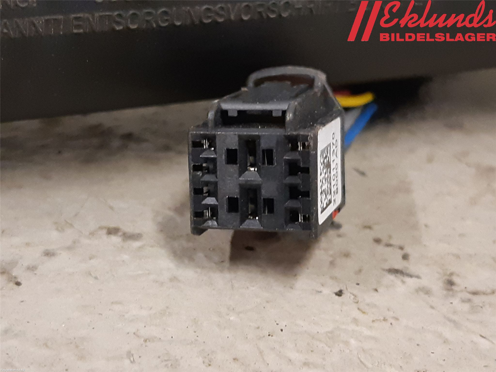 Volkswagen VW TIGUAN 16-24 Gasfjäder Baklucka