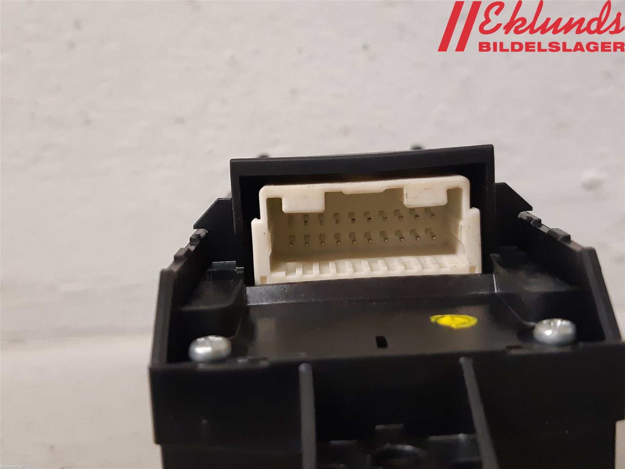 Toyota RAV4 19- Strömställare Elhiss