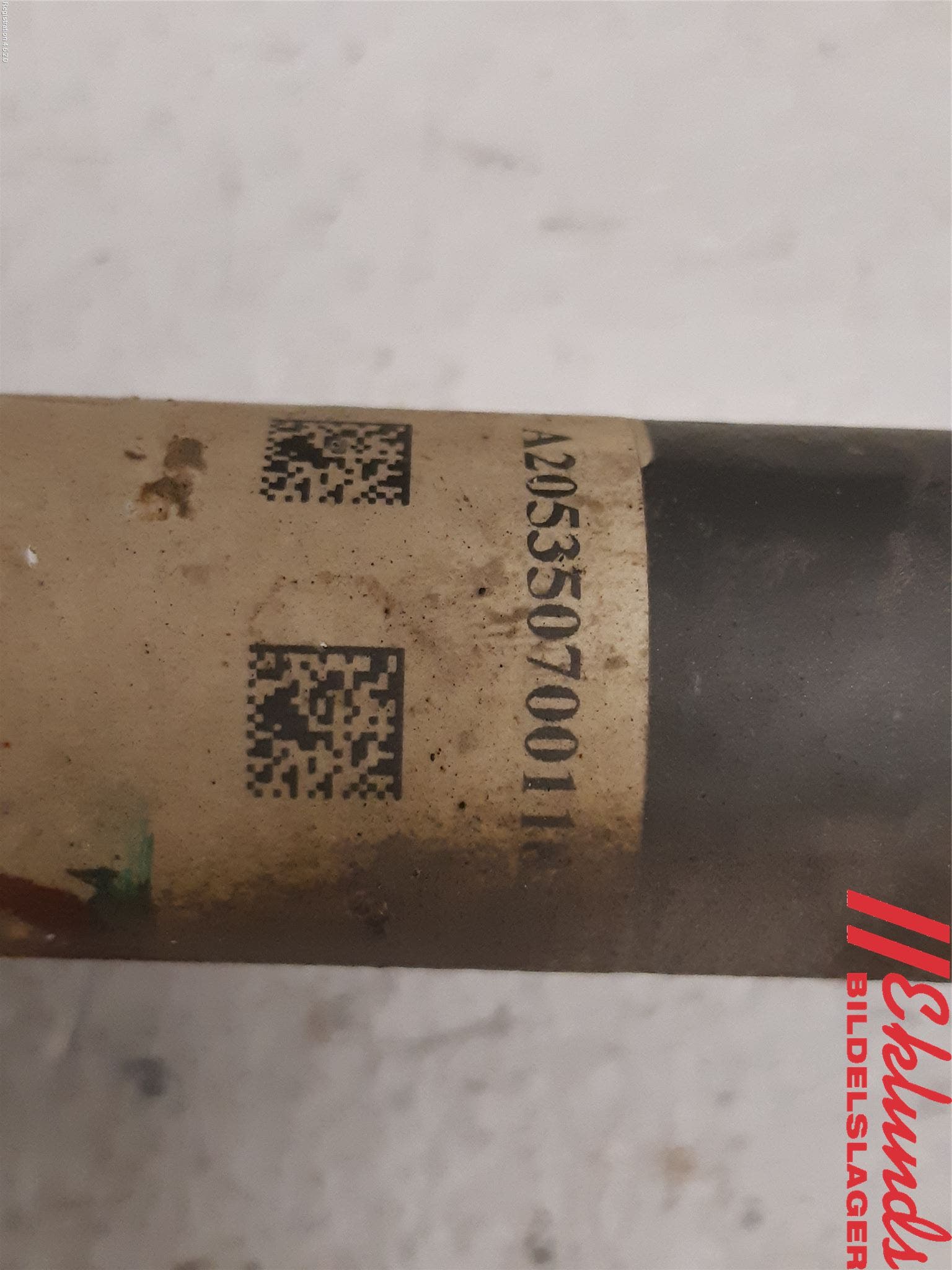 Mercedes-Benz MB C-KLASS (W205) 14-21 Drivaxel Bak Vänster