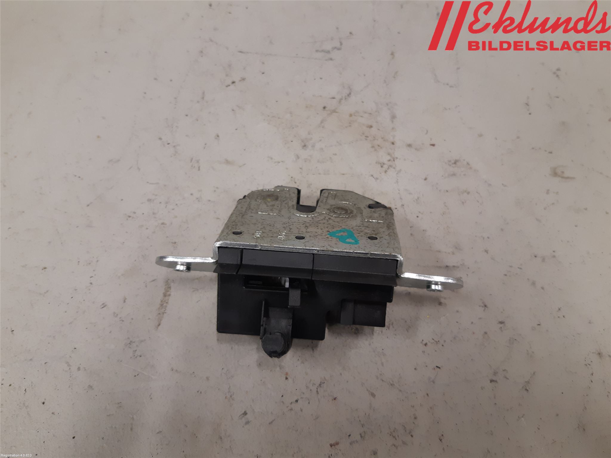 Opel CORSA D 07-14 Låskista Baklucka