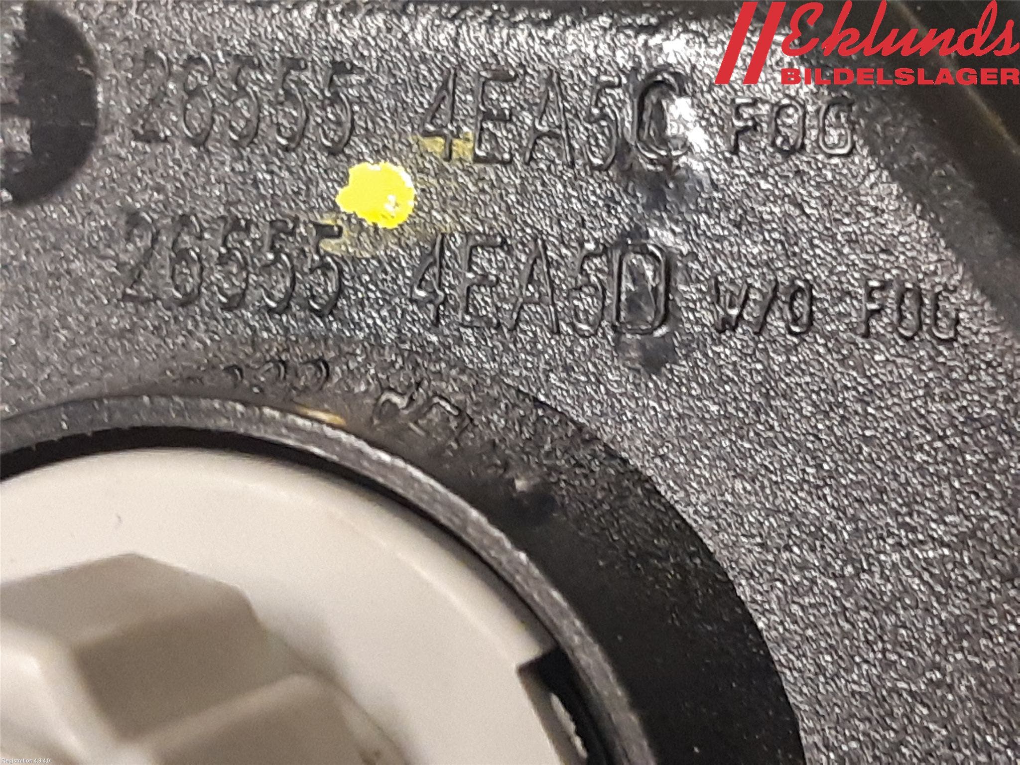 Nissan QASHQAI 14-17 Bakljus Lucka Vä