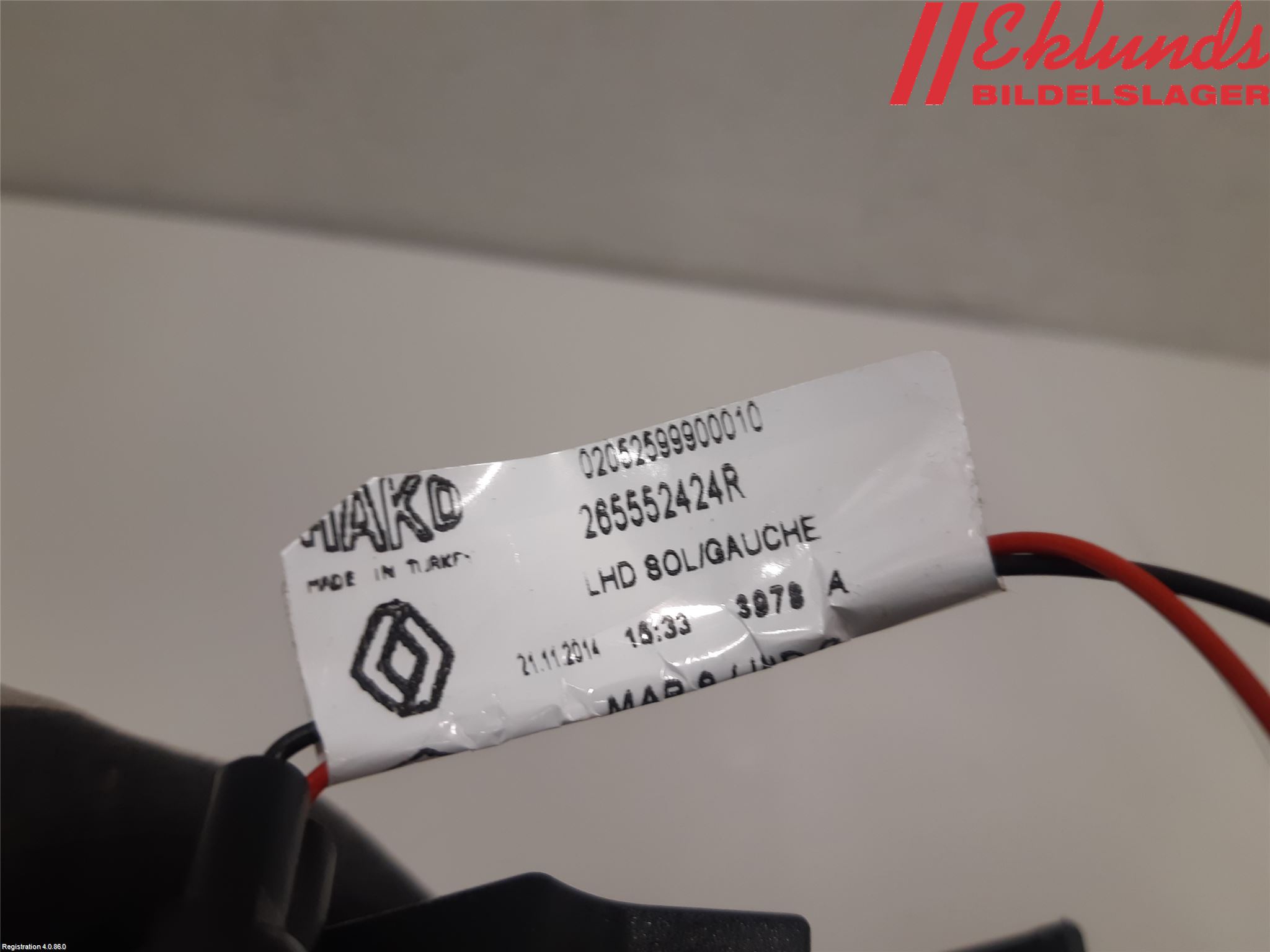 Renault CLIO IV 12-16 Bakljus Lucka Vä