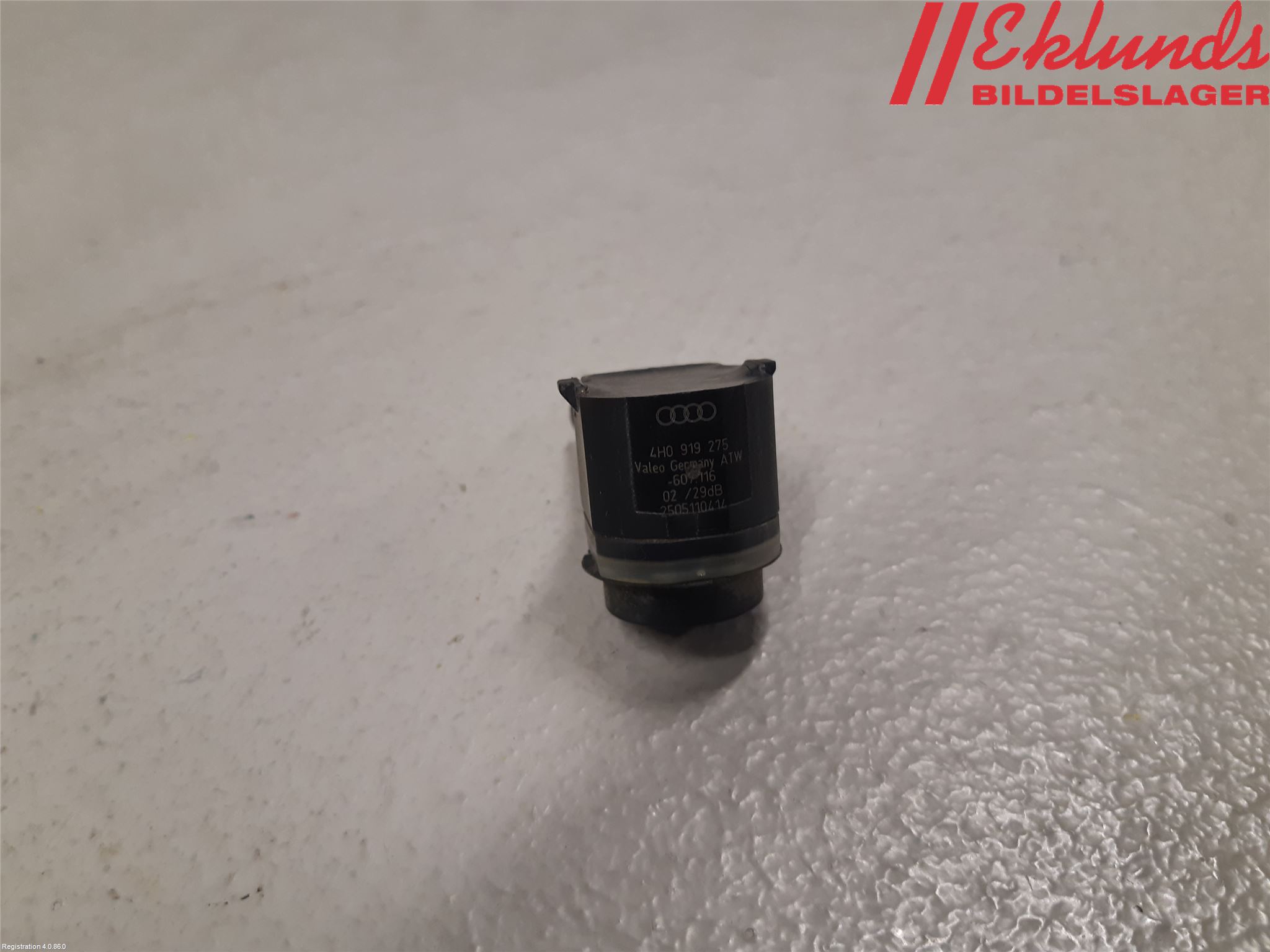 Volkswagen VW PASSAT 11-14 Parkeringshjälp Frontsensor