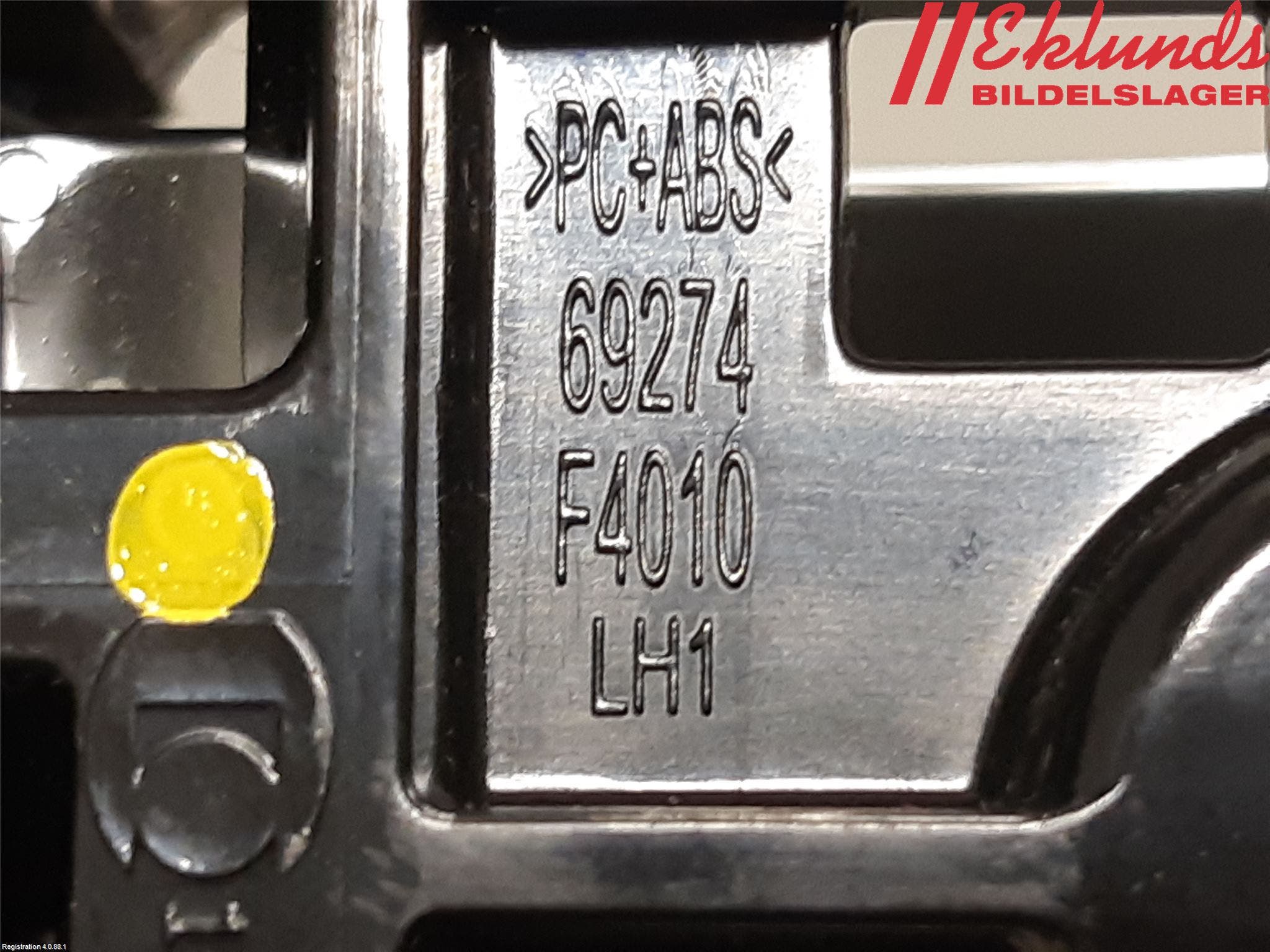 Toyota C-HR 16-23 Dörrhandtag Inre Vä