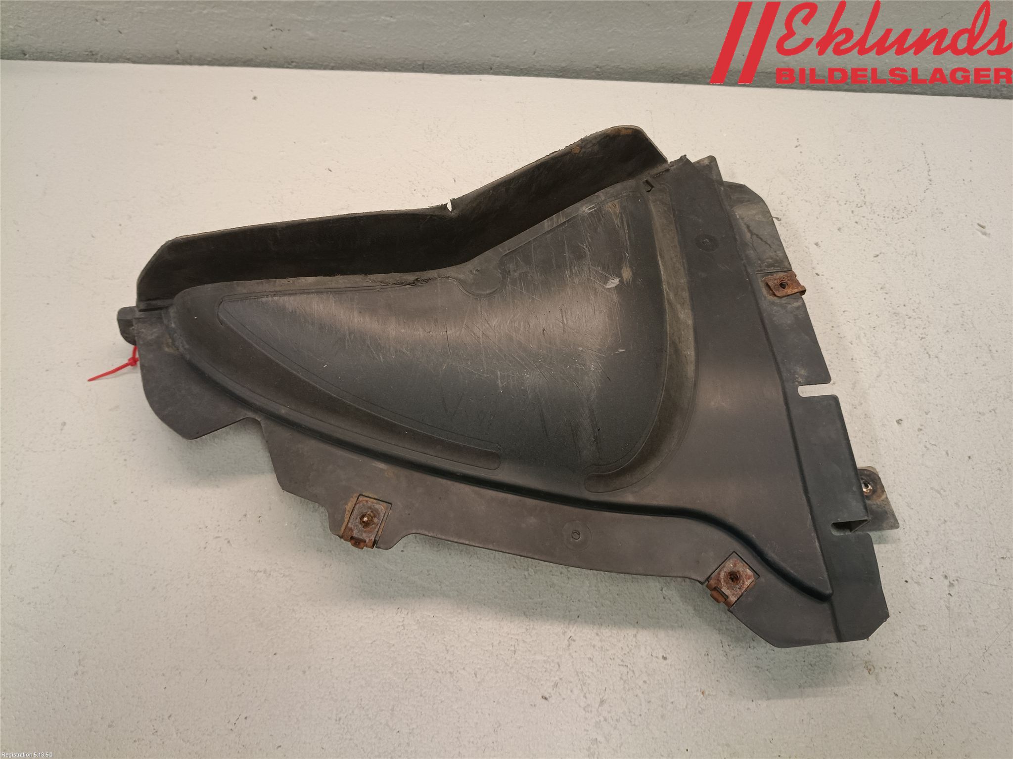 BMW 5 F10/F11/F18 09-17 Skärm Inner