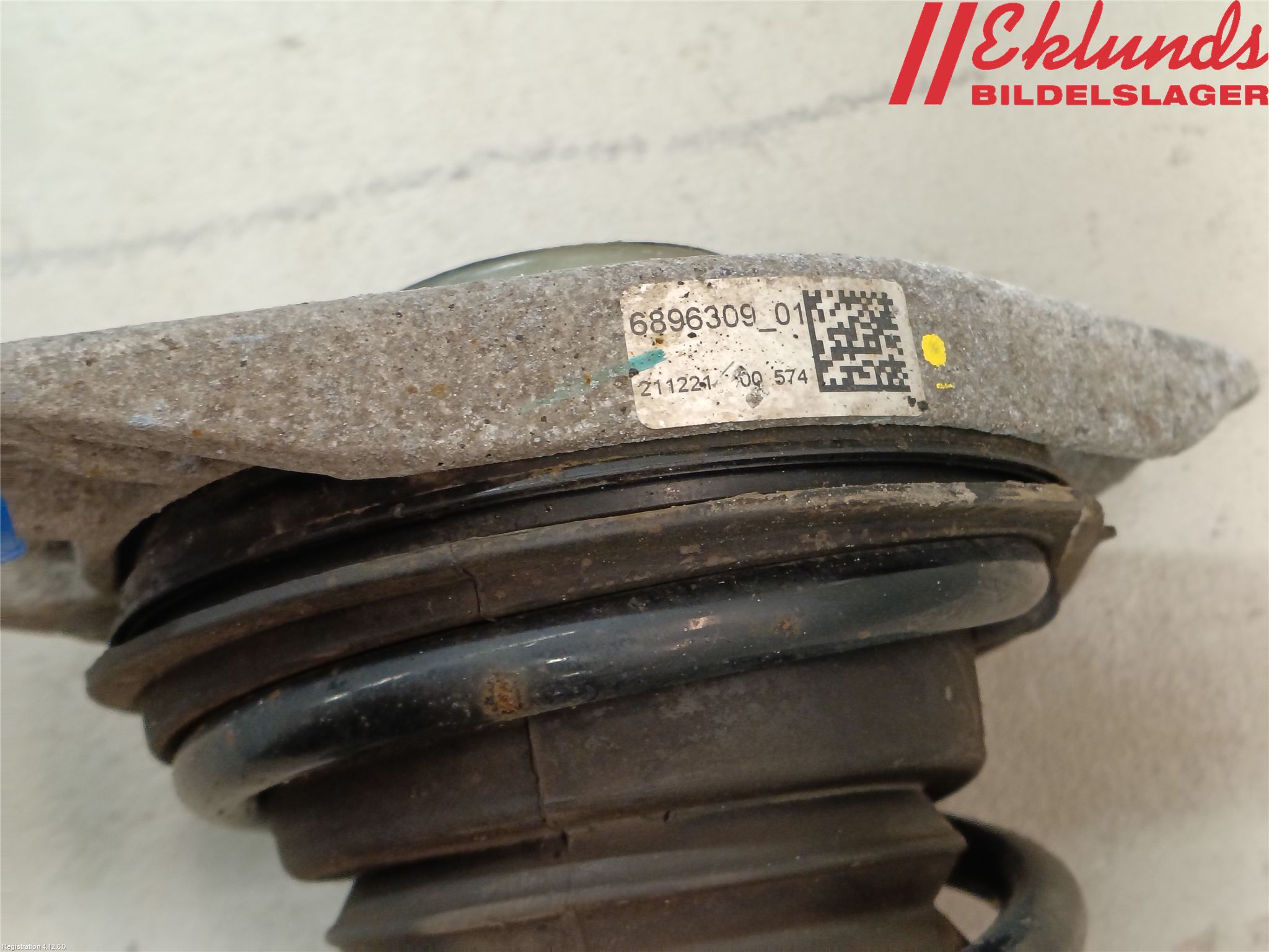BMW i3 I01 13-22 Fjäderben Fram Höger