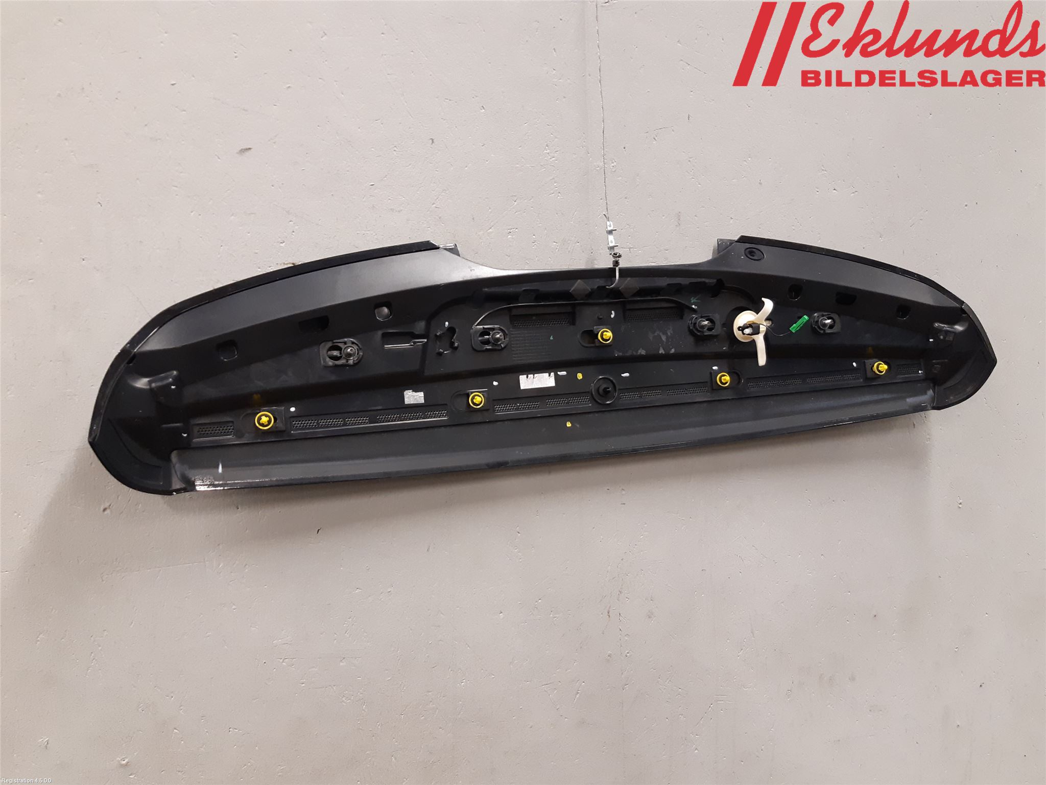 Volvo V60 CROSS COUNTRY 16-18 Spoiler Baklucka