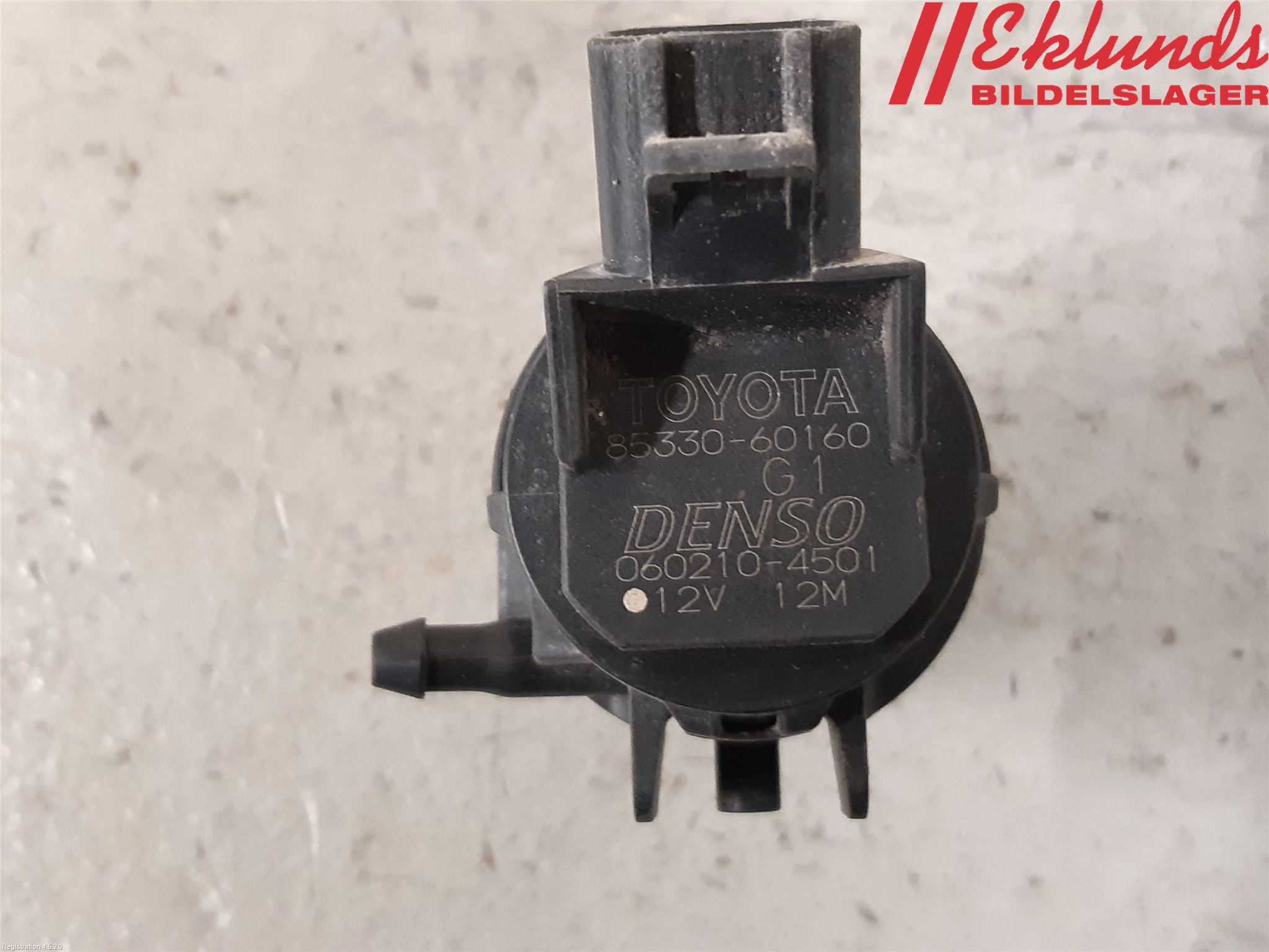 Toyota VERSO-S 11-16 Spolarpump Vindruta