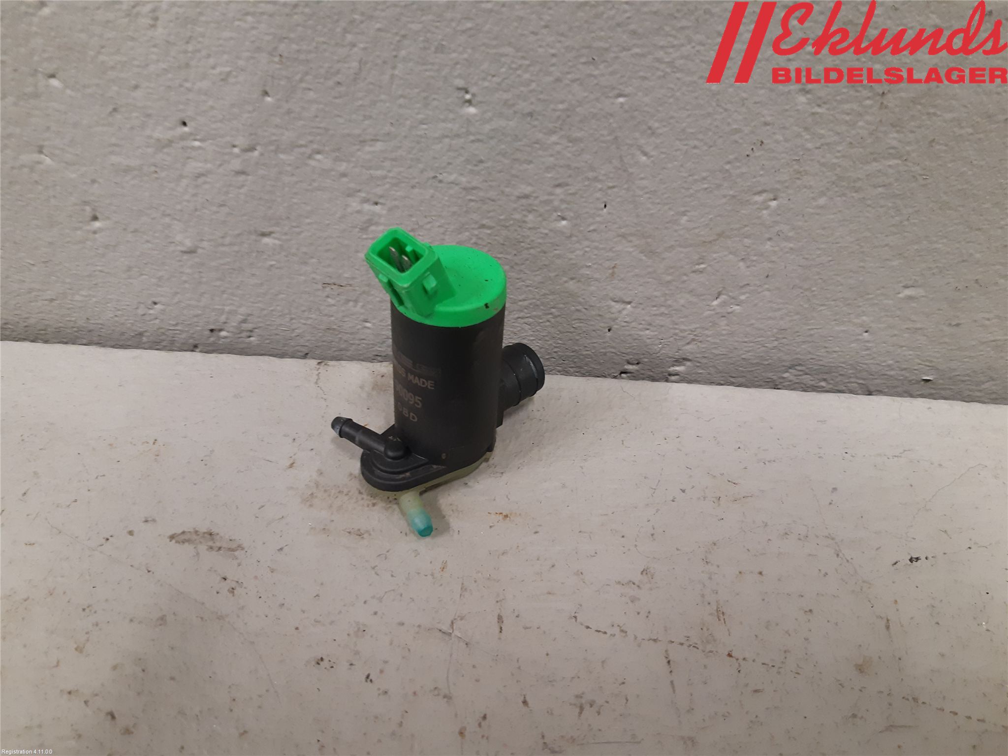 Peugeot 206+ 10-13 Spolarpump Vindruta