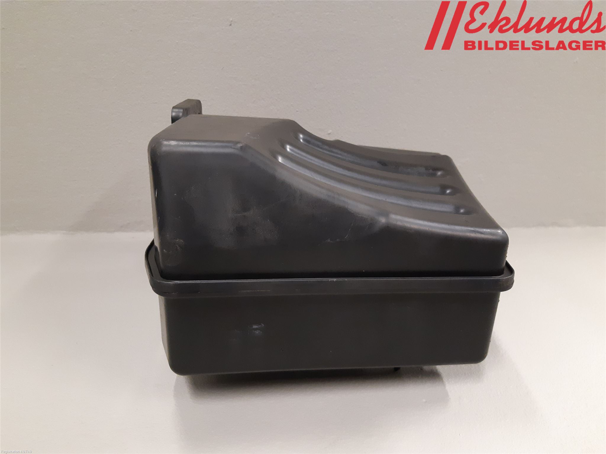 Volkswagen VW TOURAN 10-15 Spolartank Vindruta-Strål