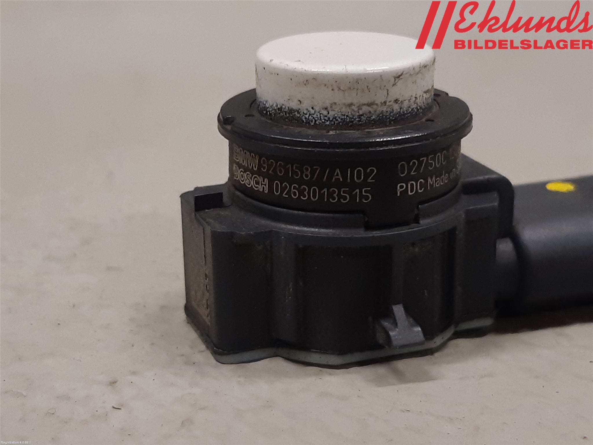 BMW 3 F30/F31/F80 12-19 Parkeringshjälp Frontsensor