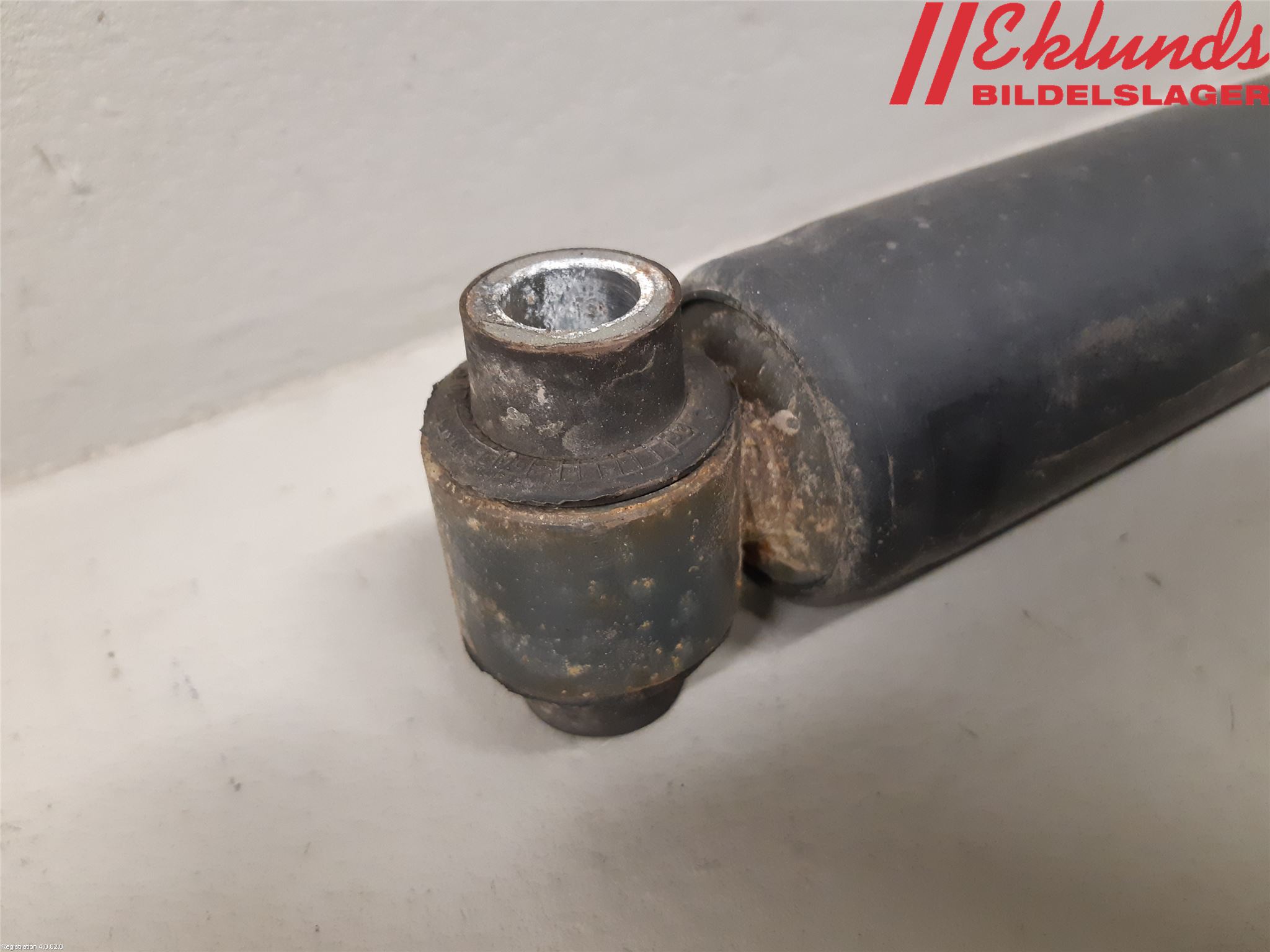 Iveco DAILY 14->> Stötdämpare Bak