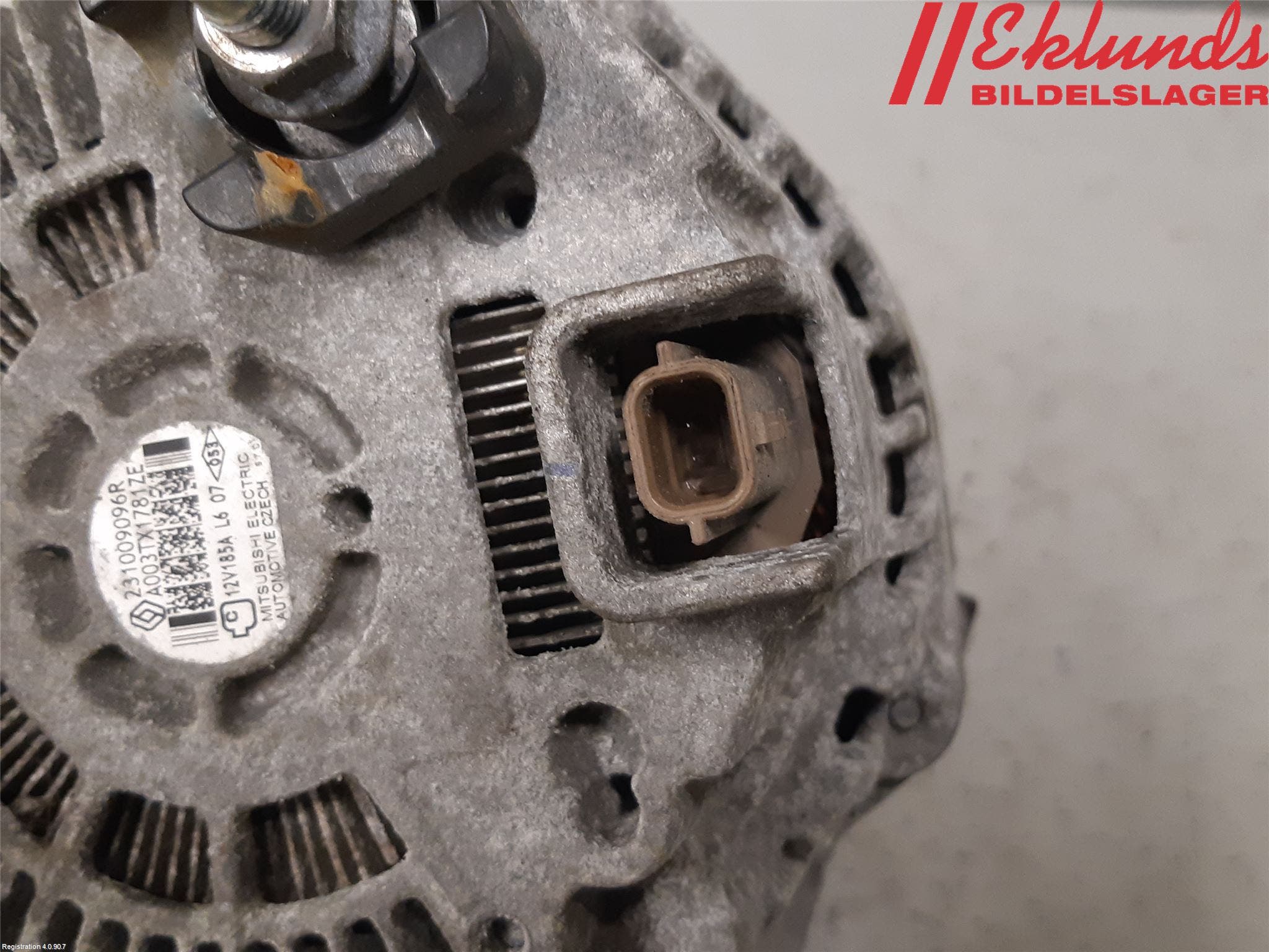 Opel VIVARO 15-19 Generator