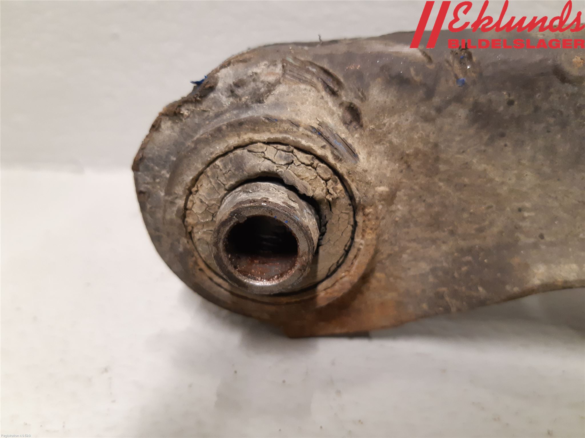 Volvo 240 81-87 Bärarm Bak Höger