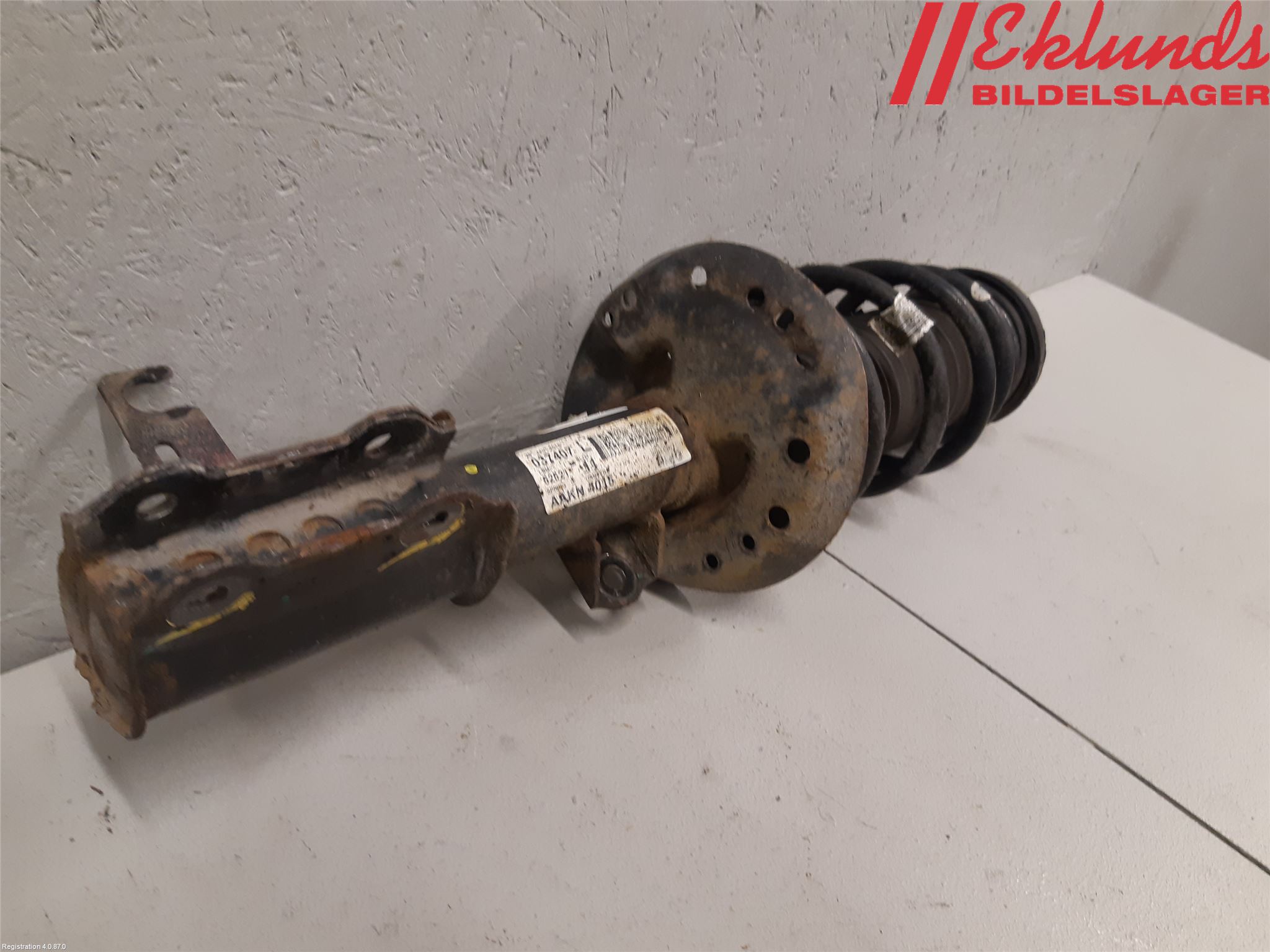 Opel ASTRA J 10-15 Fjäderben Fram Vänster