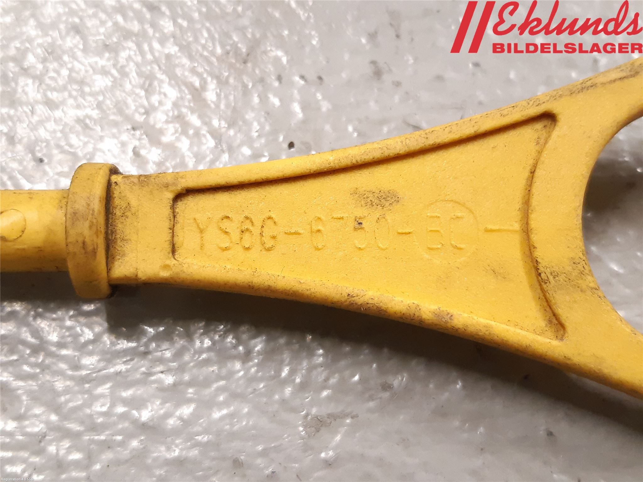 Ford FIESTA 13-17 Oljesticka