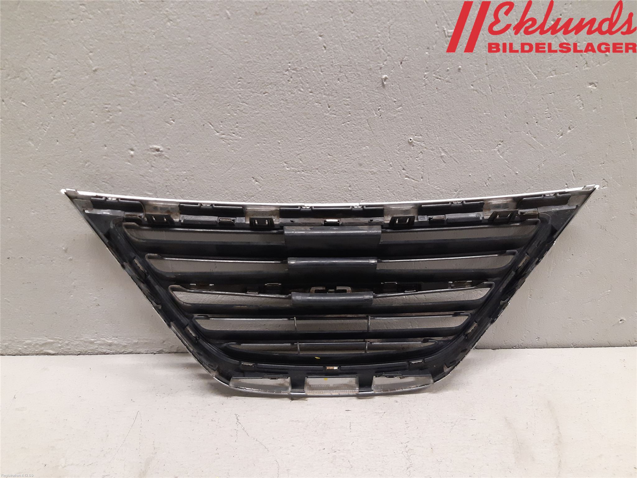 Saab 9-3 VER2/VER3 08-15 Grilldel Mitt