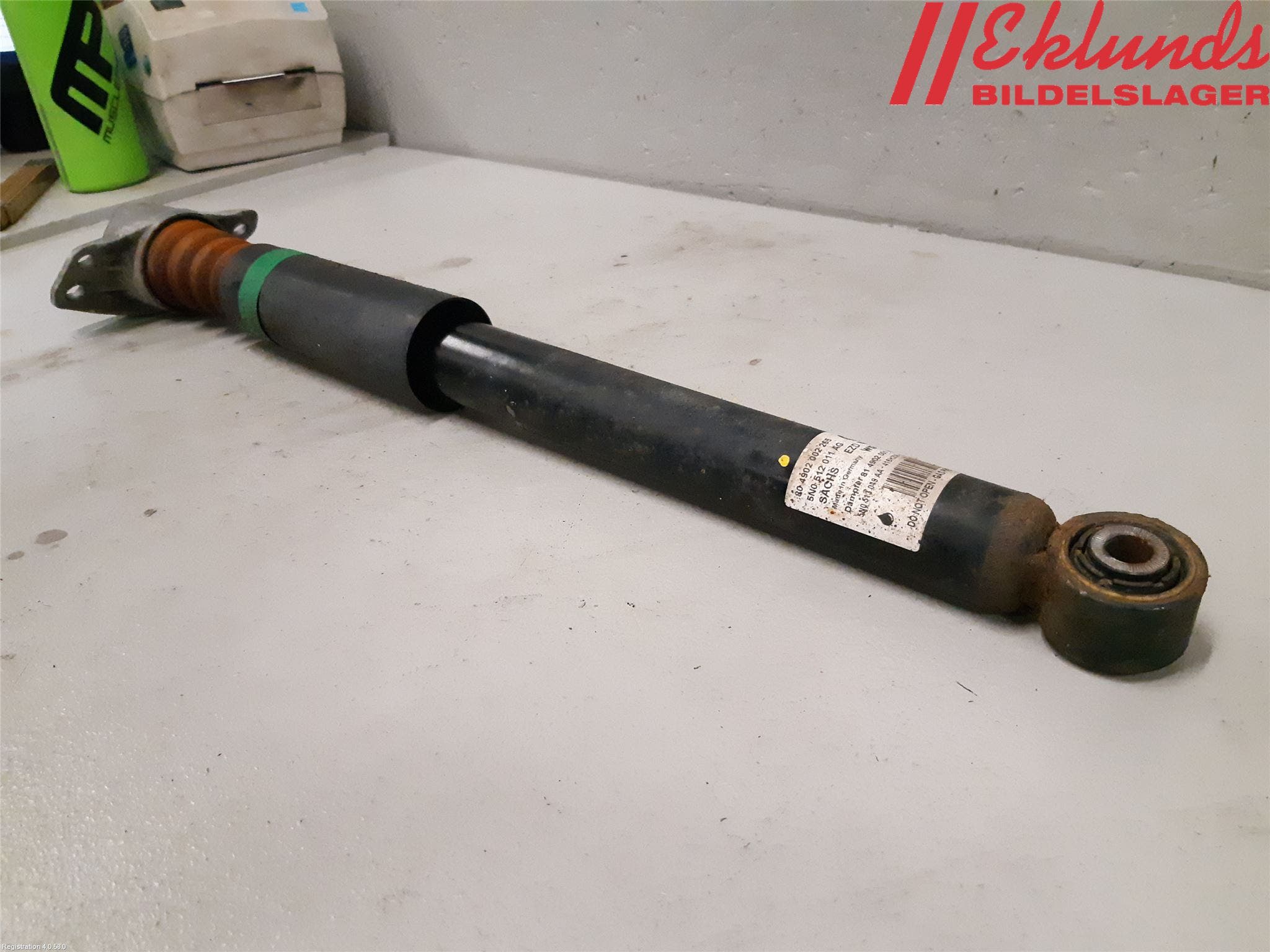 Volkswagen VW TIGUAN 07-16 Stötdämpare Bak