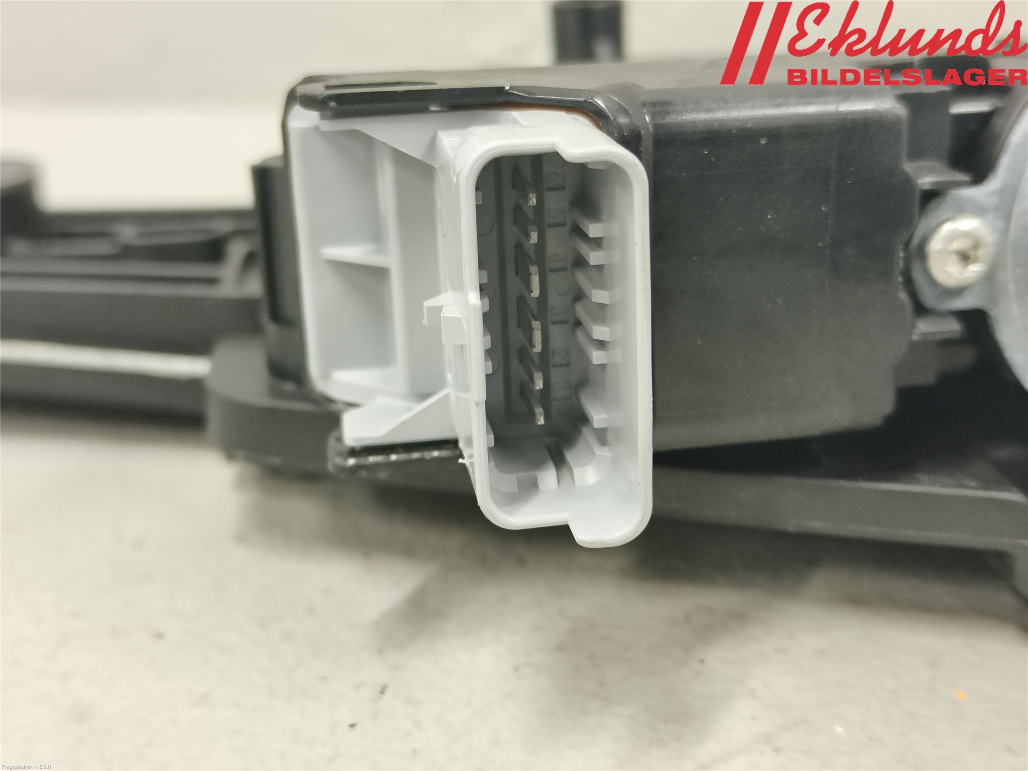 Peugeot 2008/E-2008 20- Fönsterhiss El Kompl