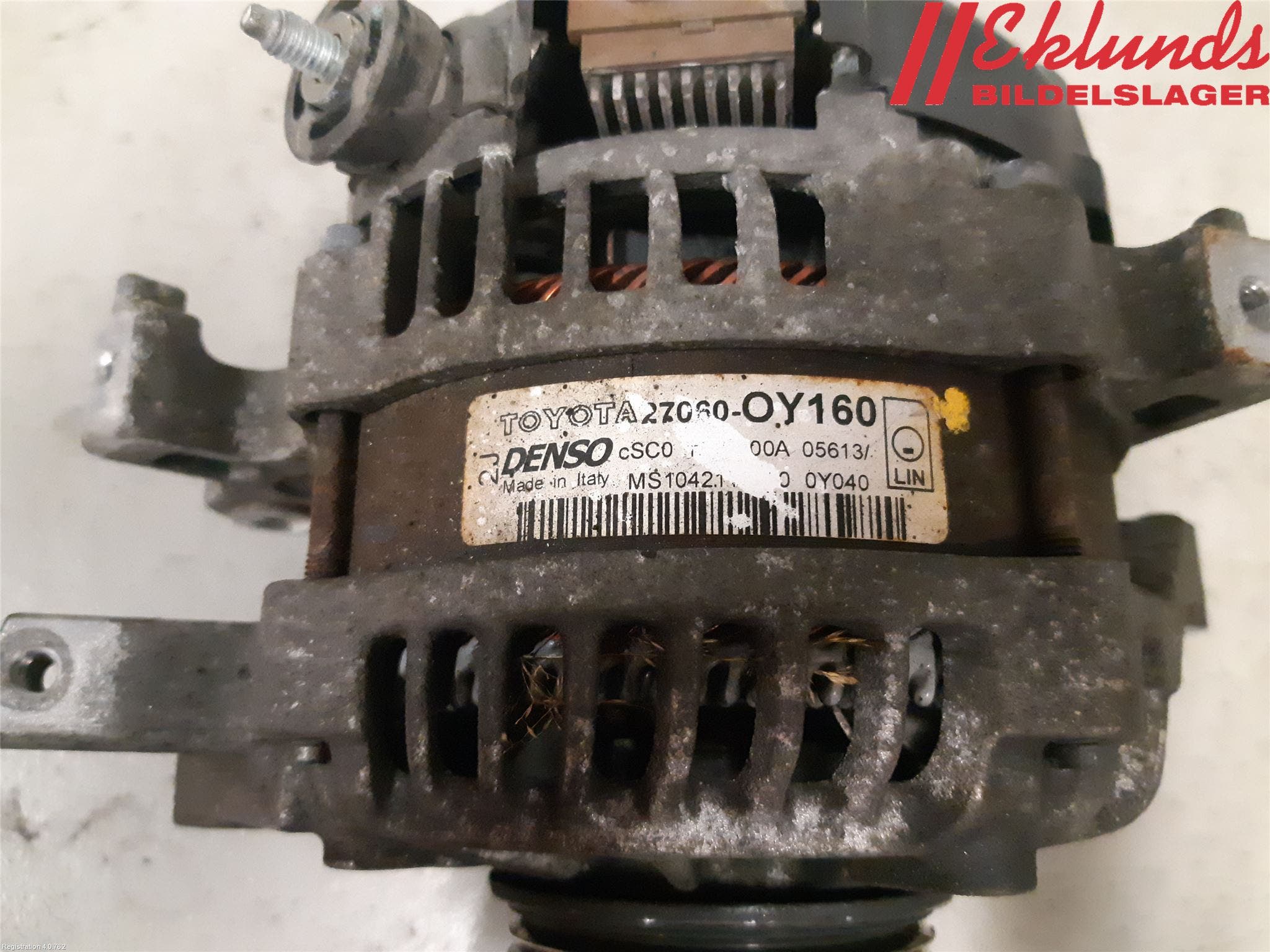 Toyota YARIS XP130 12-14 Generator